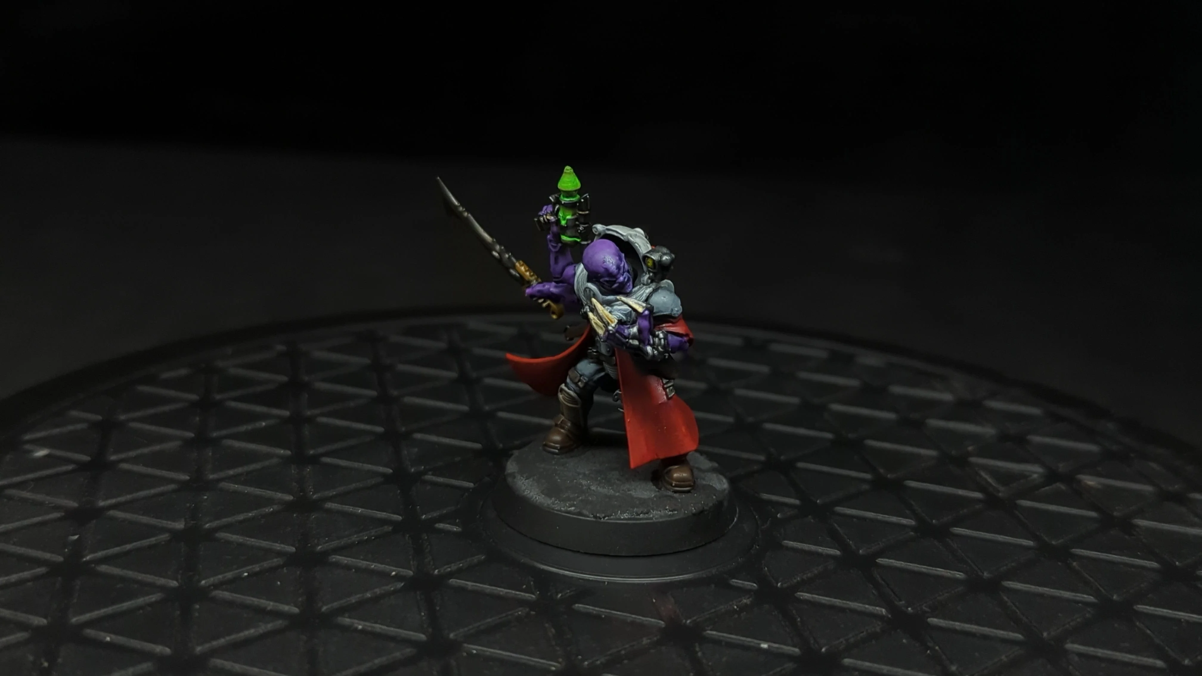 Warhammer 40k Genestealer Cults Primus x1 OOP Painted - Image 2