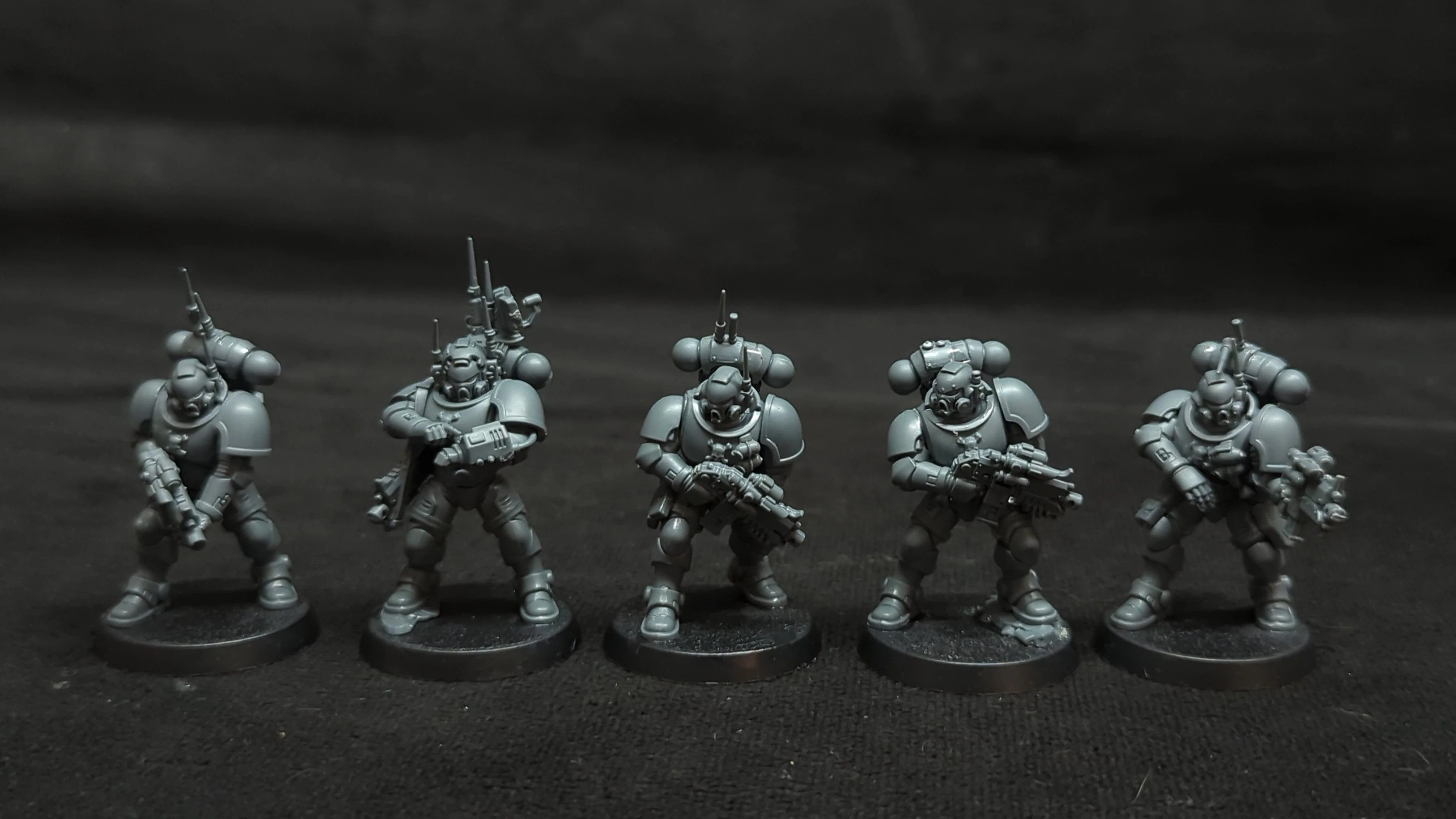 Warhammer 40k Space Marines Infiltrators x5 - Image 2