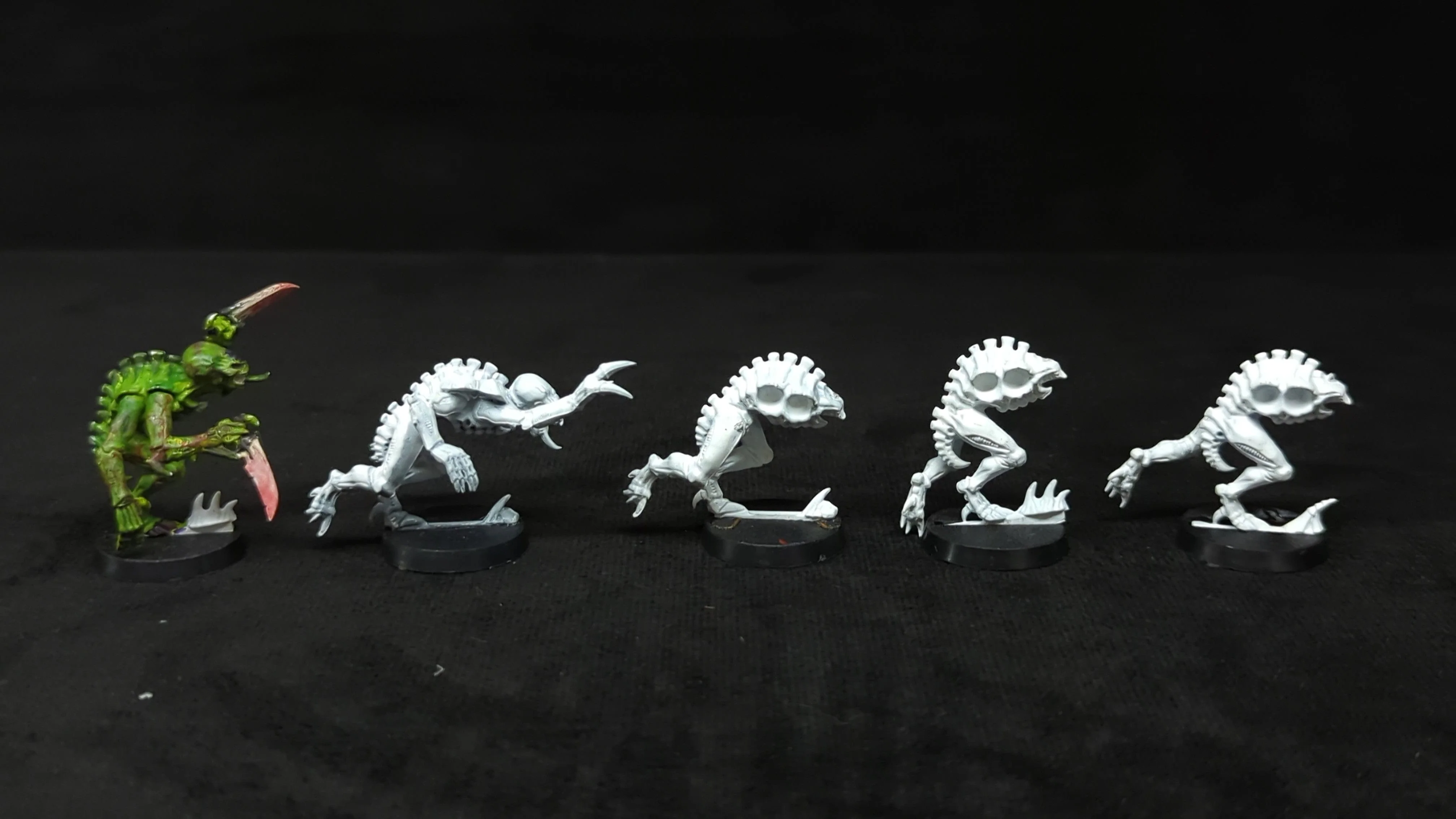 Warhammer 40k Tyranids Genestealers x8 - Image 3