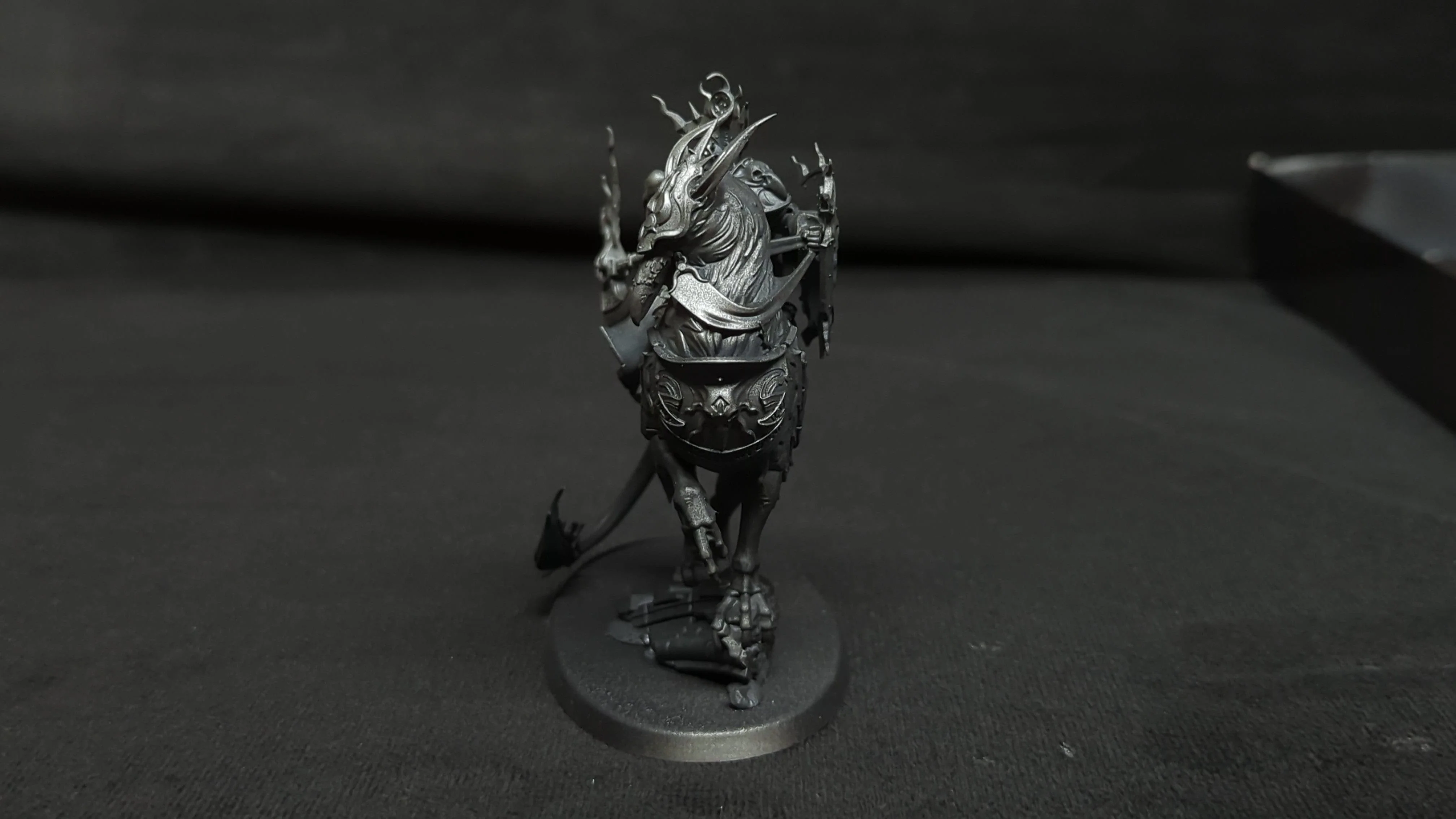 Age of Sigmar Stormcast Eternals Lord Vigilant on Gryph Stalker x1 - Image 2