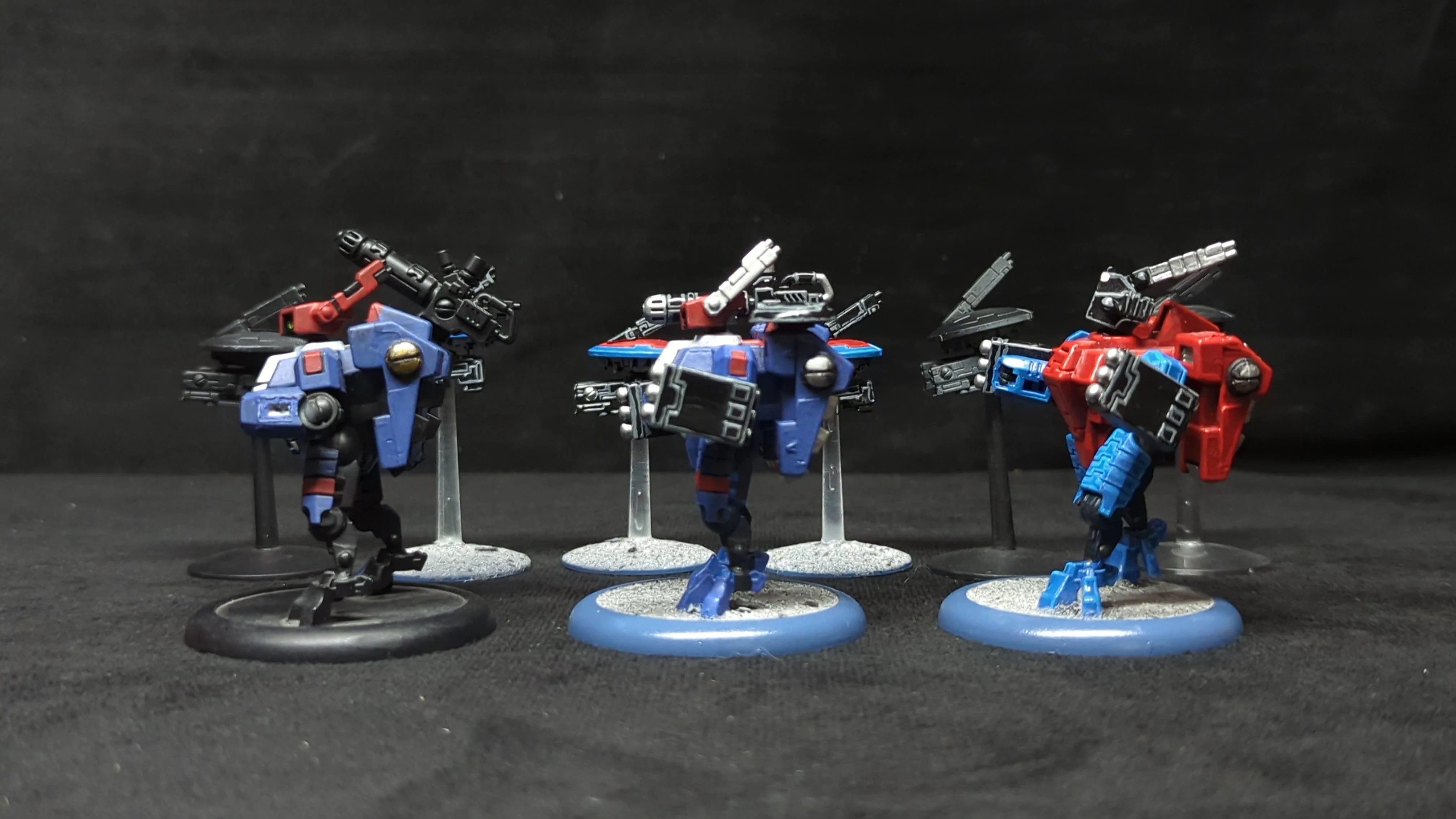 Warhammer 40k T'au Empire XV8 Crisis Battlesuit Team x3 - Image 2