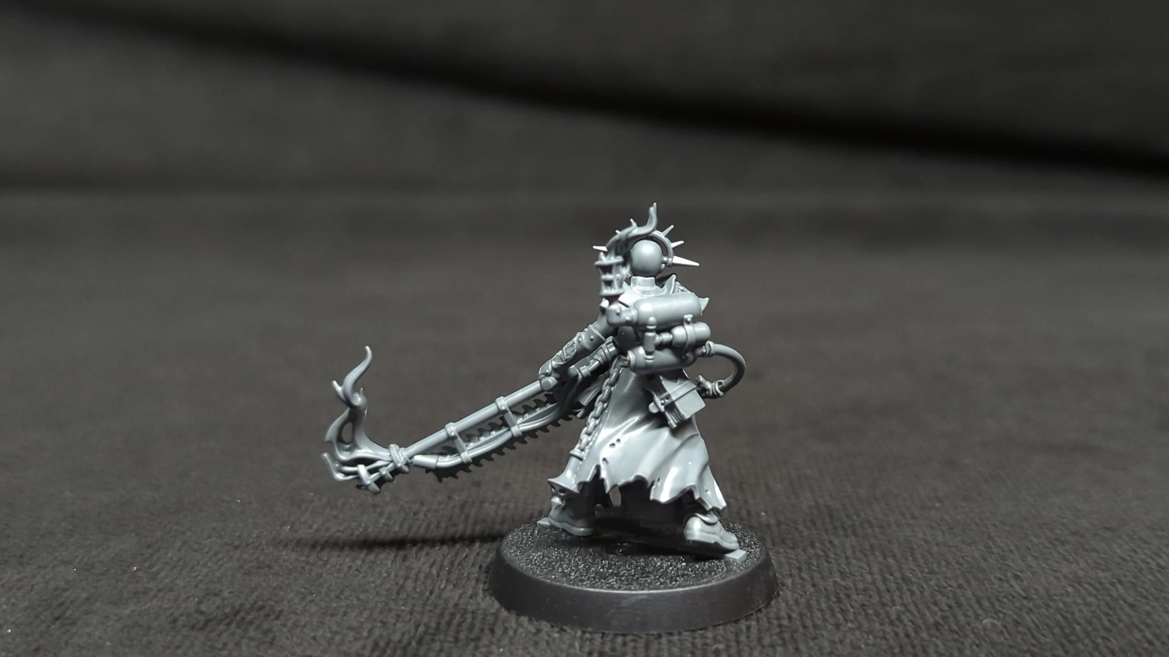 Warhammer 40k Adepta Sororitas Ministorum Priest with Vindictor x1 - Image 4