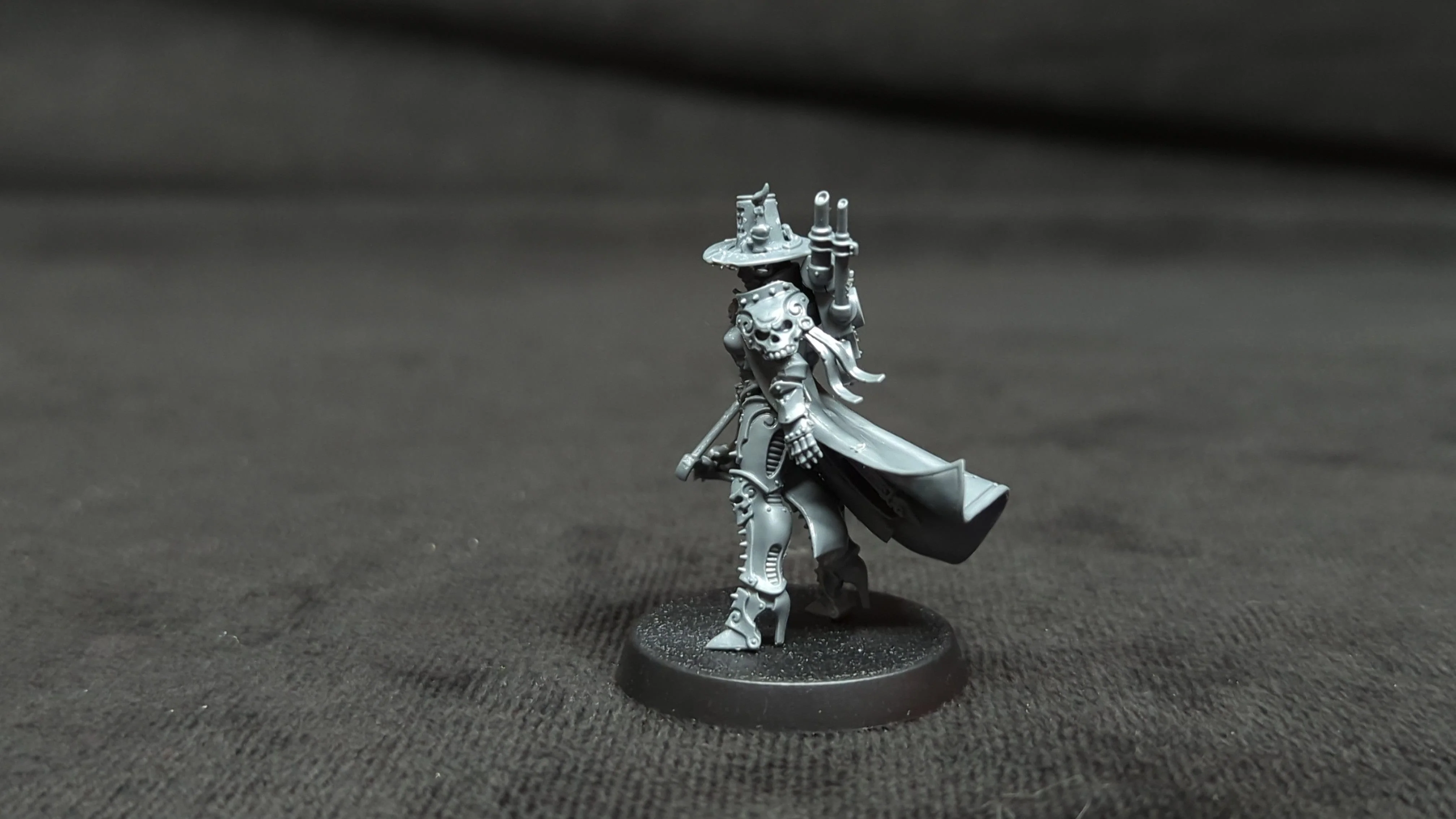 Warhammer 40k Imperial Agents Inquisitor Greyfax x1 - Image 3