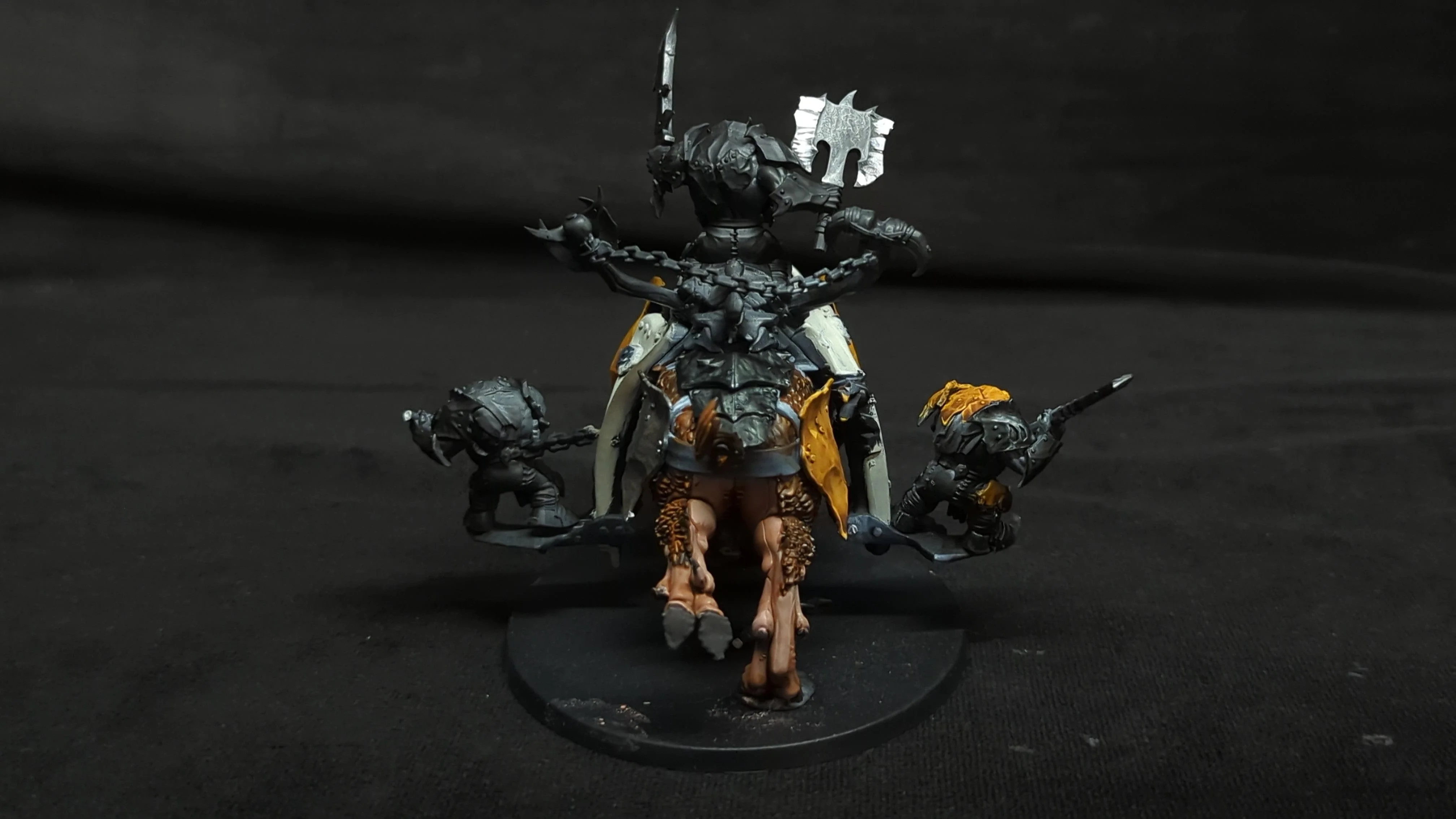 Age of Sigmar Orruk Warclans Tuskboss on Maw-Grunta x1 - Image 4