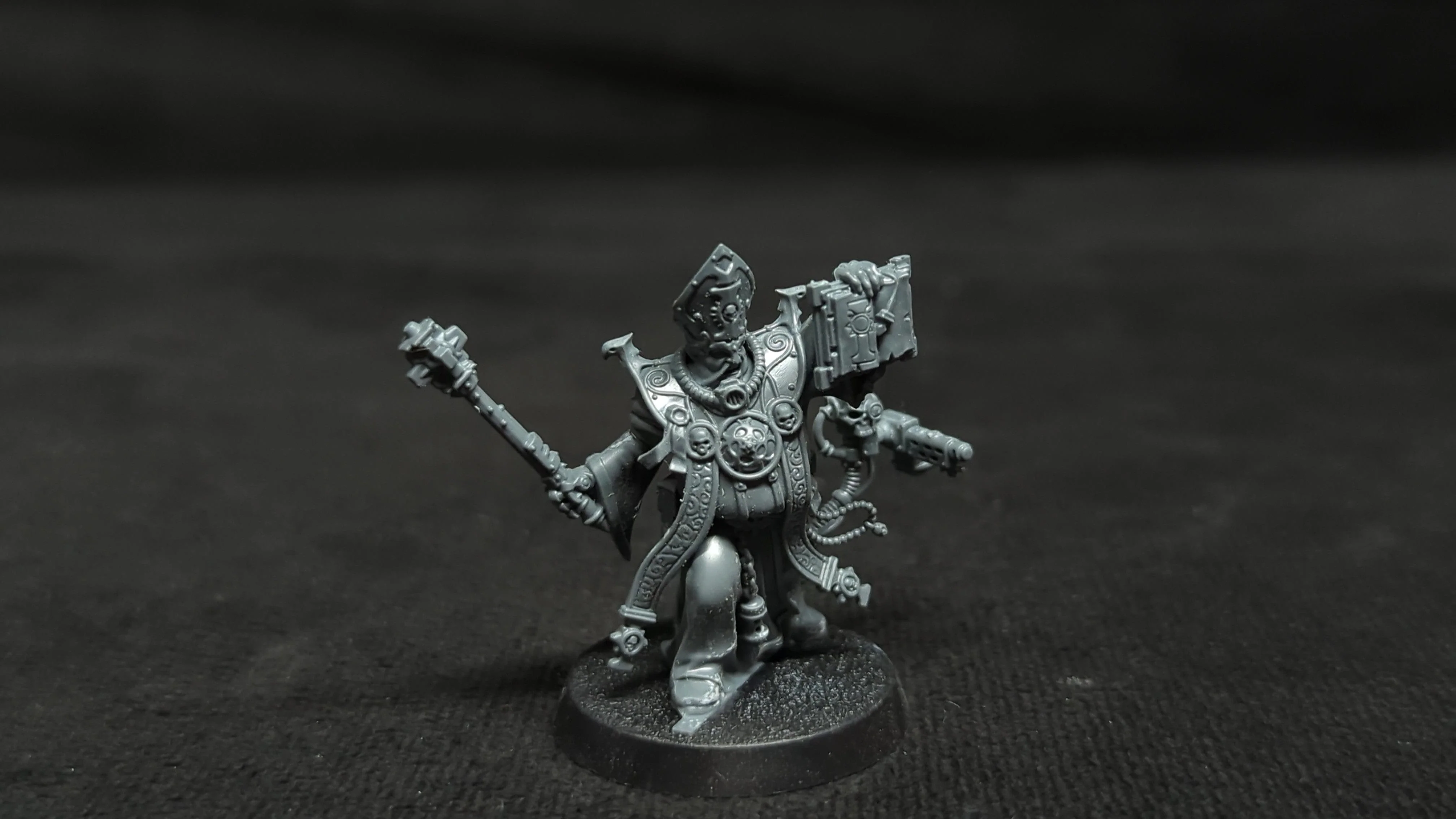Warhammer 40k Adepta Sororitas Ministorum Priest x1 - Image 2