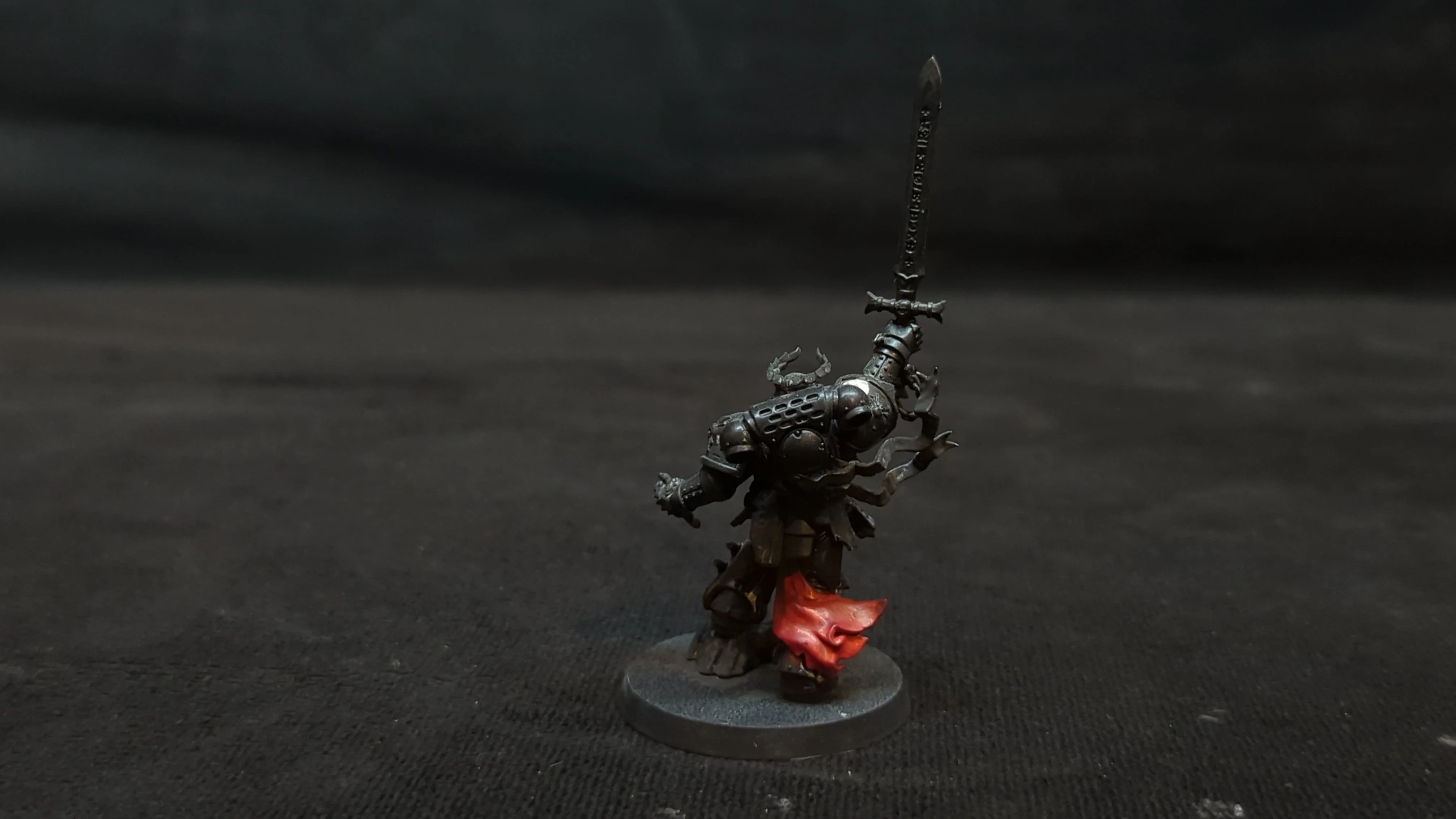 Warhammer 40k Black Templars Emperor's Champion x1 - Image 4