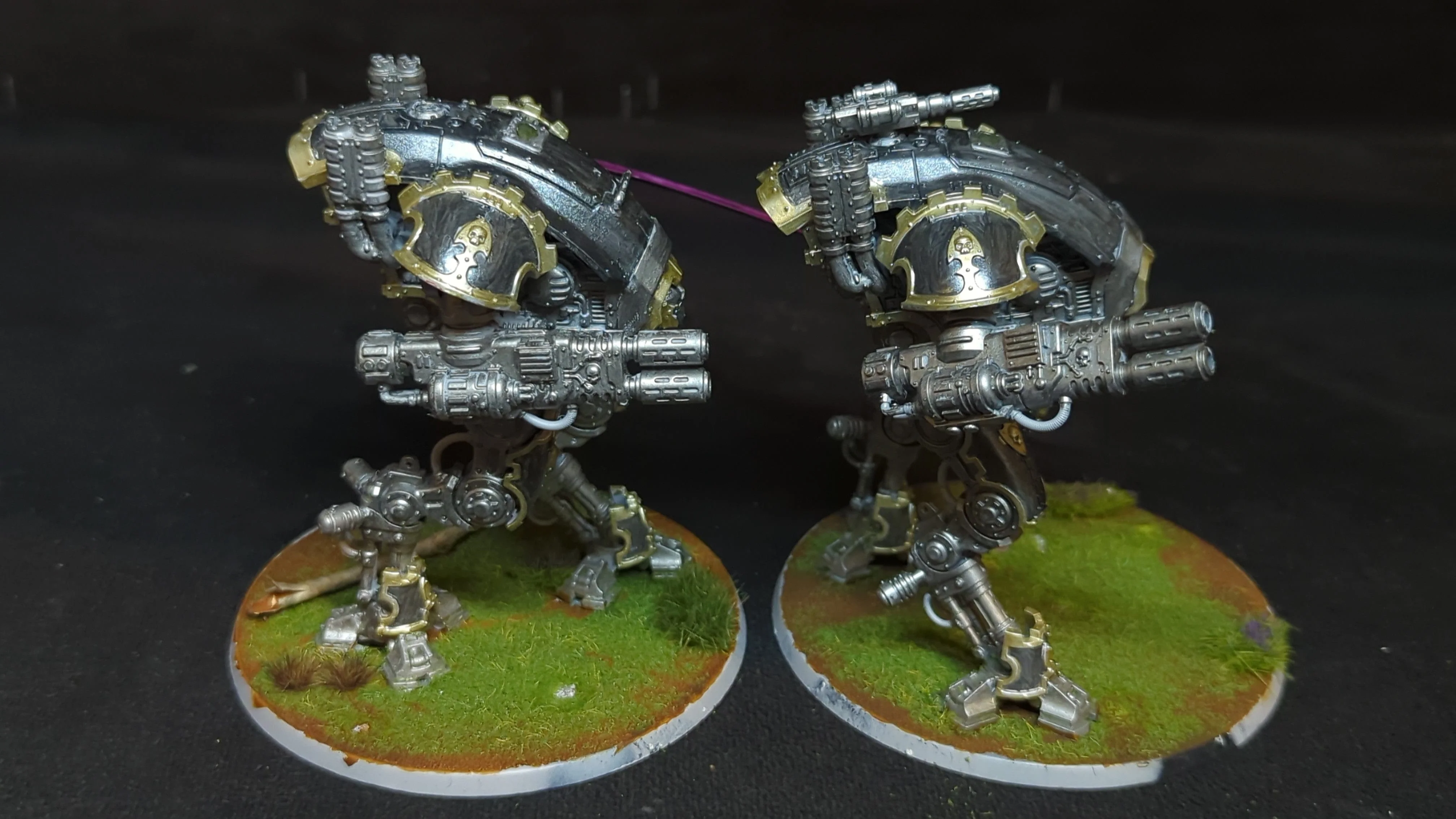 Warhammer 40k Horus Heresy Age of Darkness: Questoris Households Armigers x2 Painted - Image 3