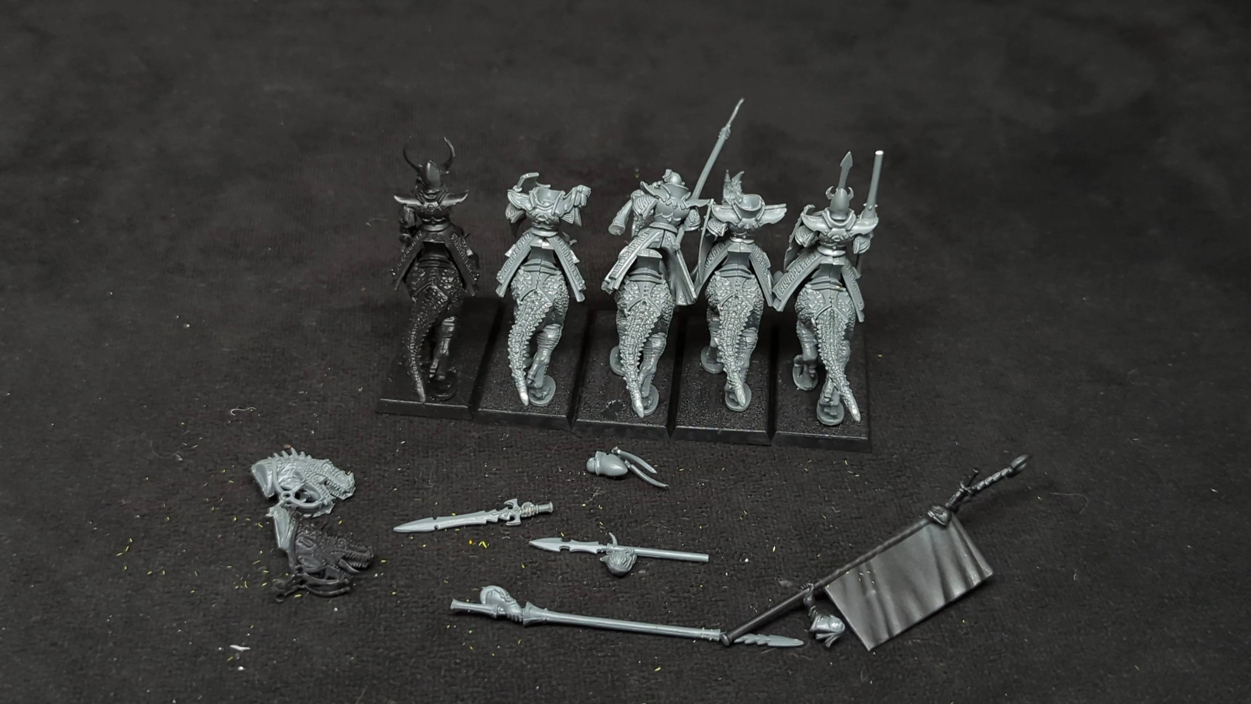 The Old World Cold One Cavalry x5 - Image 2