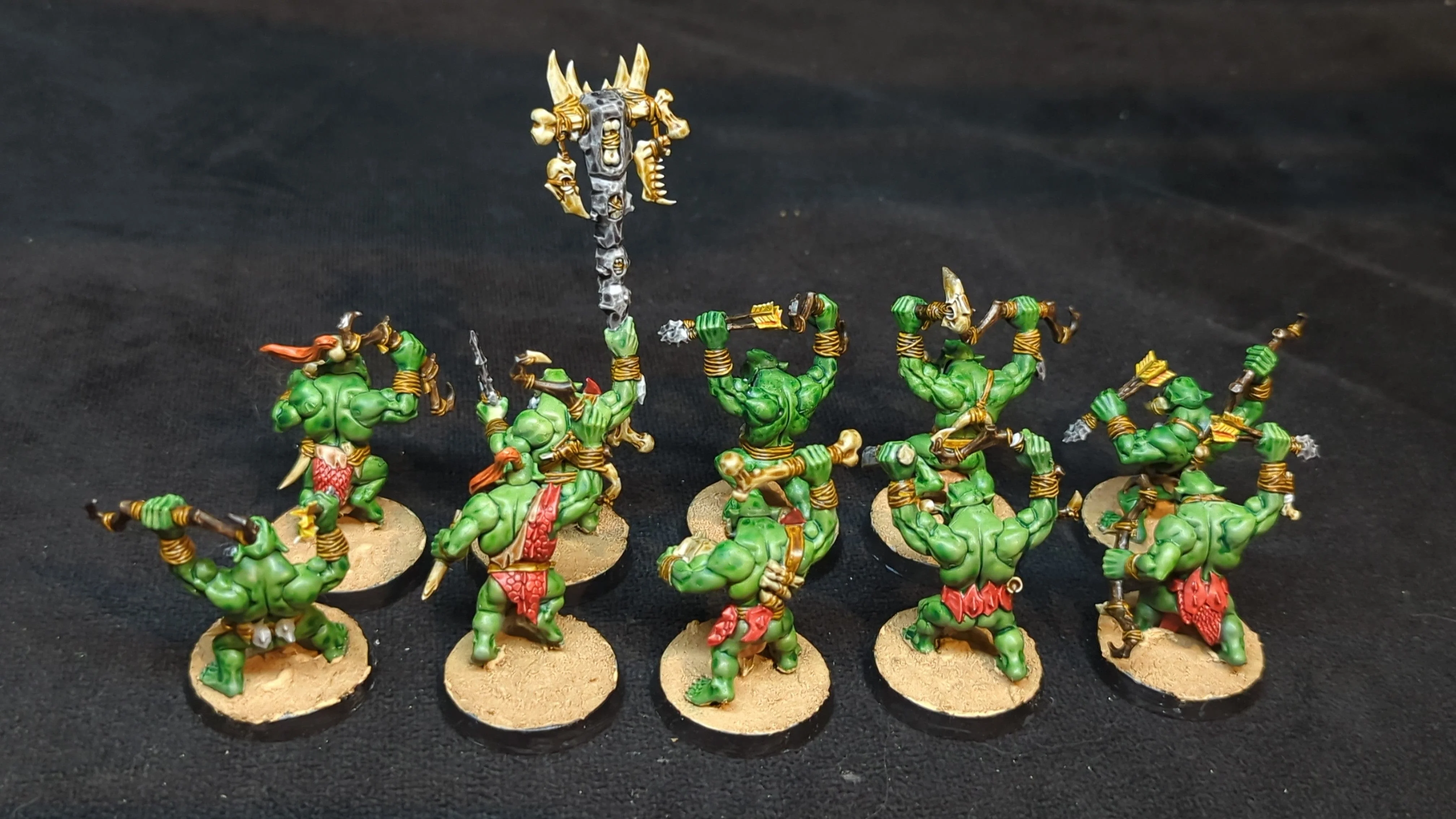 The Old World Orks Savages Archers x10 OOP Painted - Image 2