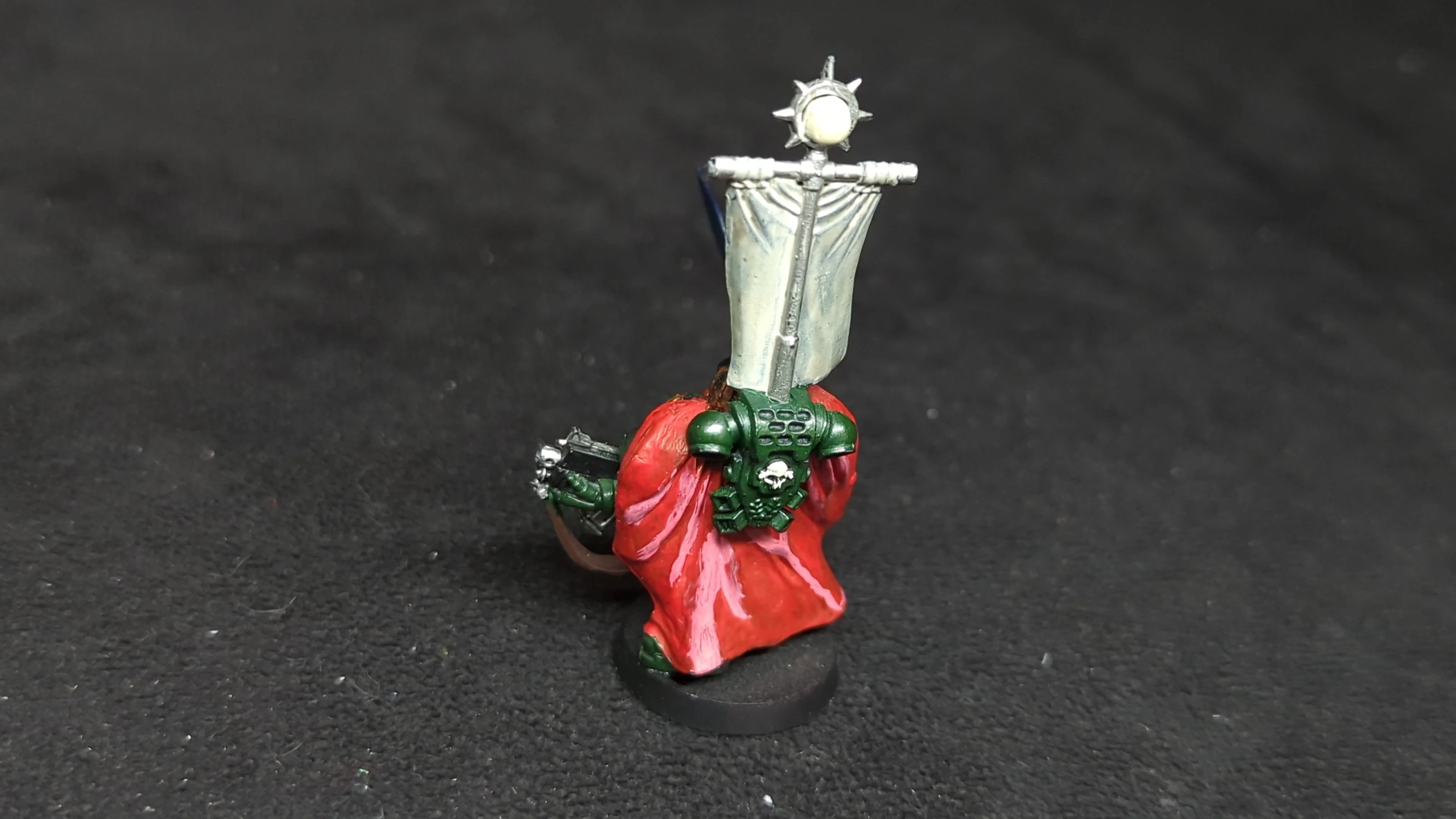 Warhammer 40k Space Marine Captain x1 Painted - Image 2