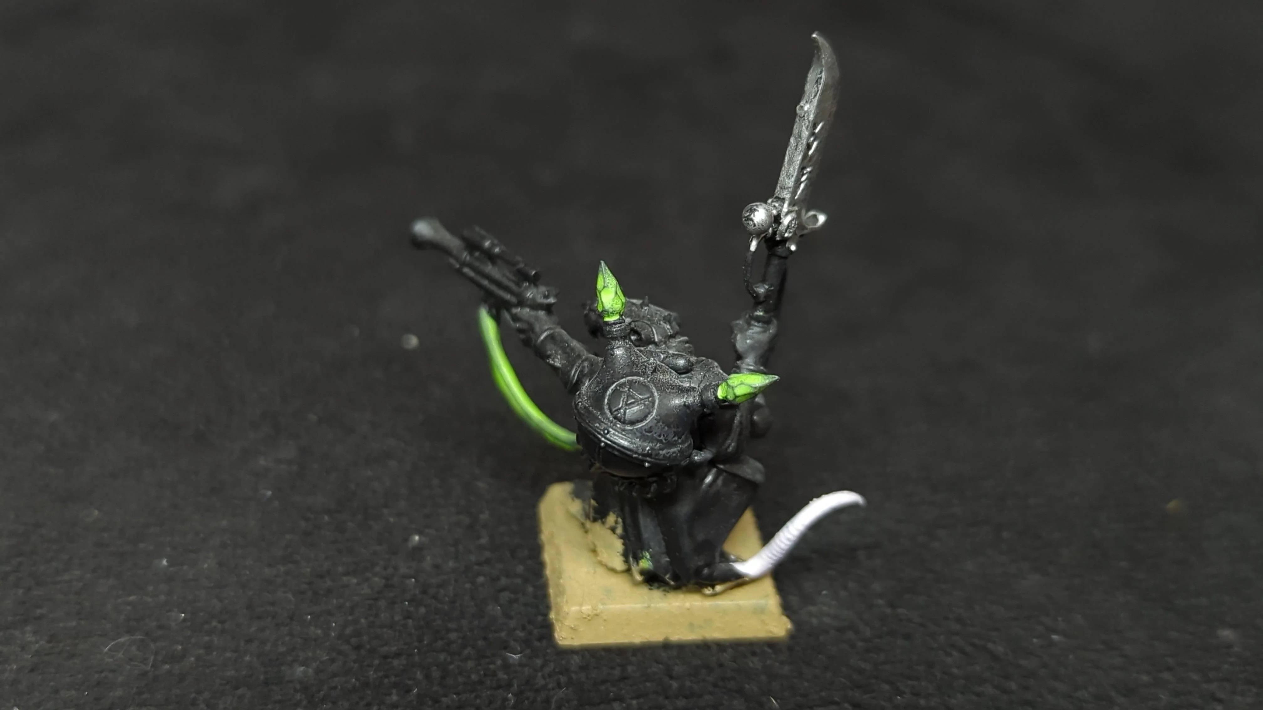Age of Sigmar Skaven Warlock Engineers x1 - Image 2