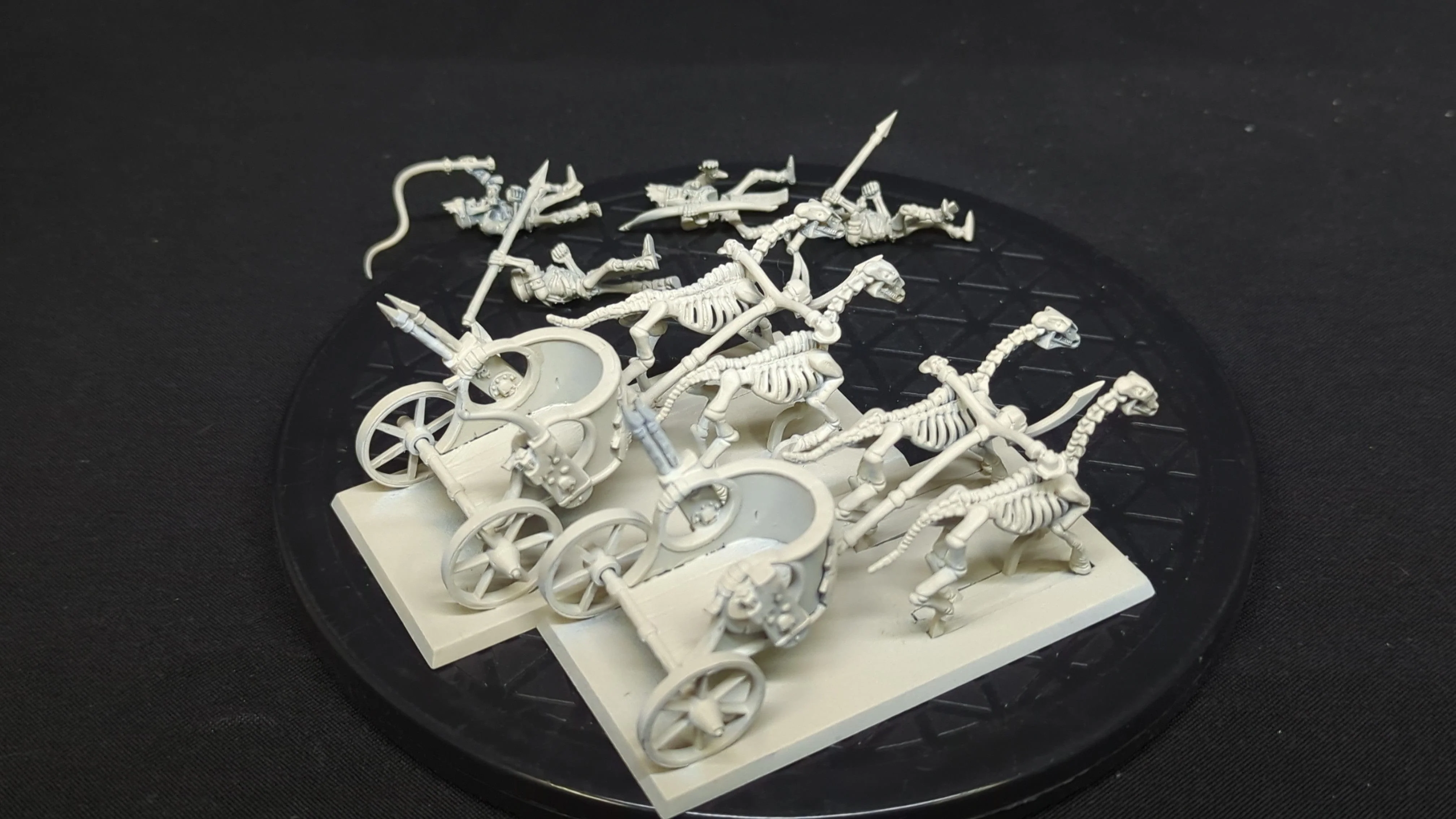The Old World Tomb Kings of Khemri Skeleton Chariots x2 - Image 2
