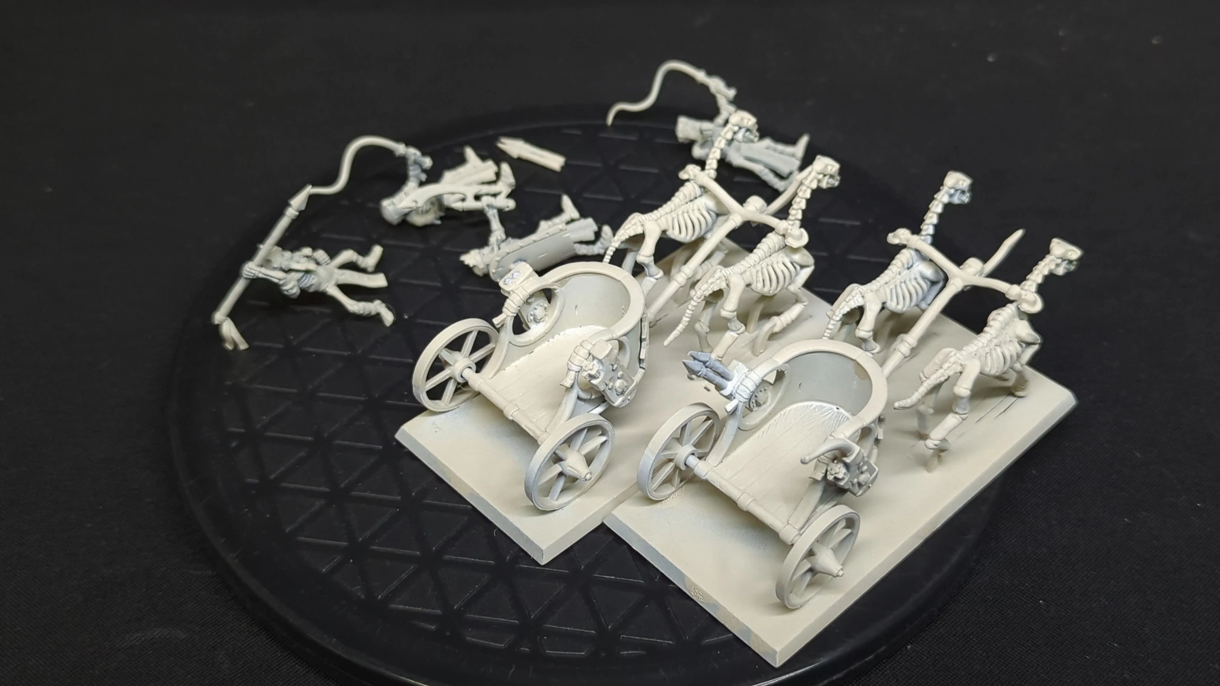 The Old World Tomb Kings of Khemri Skeleton Chariots x2 - Image 2