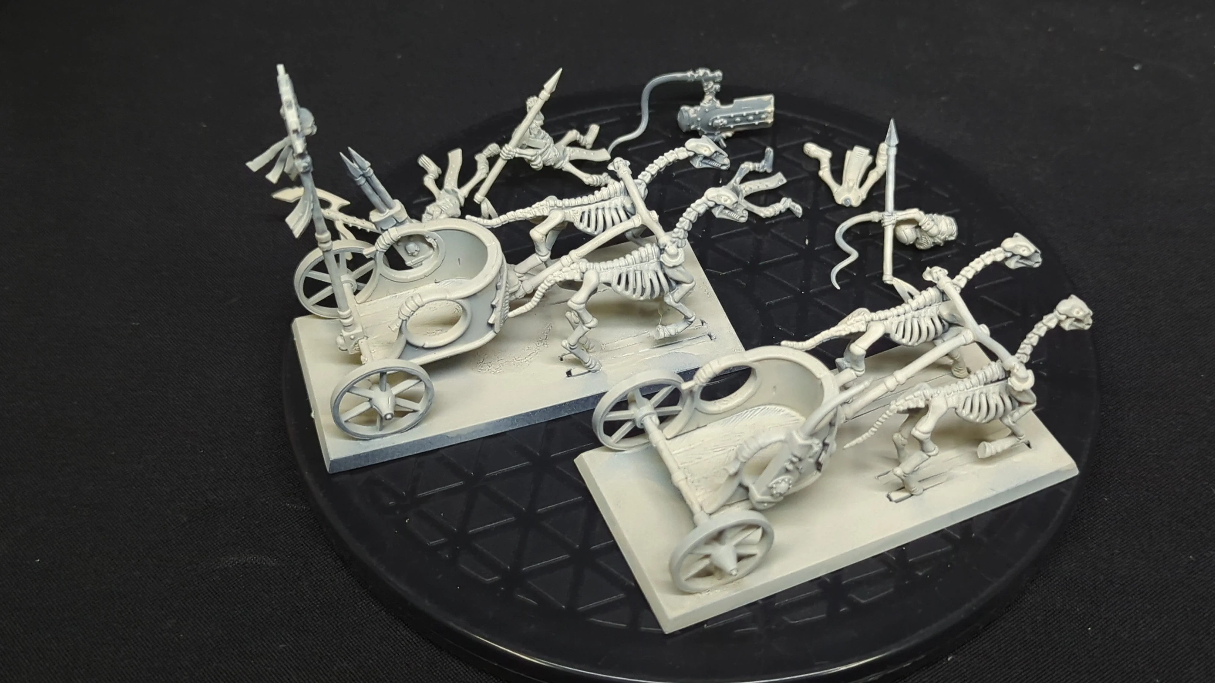 The Old World Tomb Kings of Khemri Skeleton Chariots x2 - Image 2