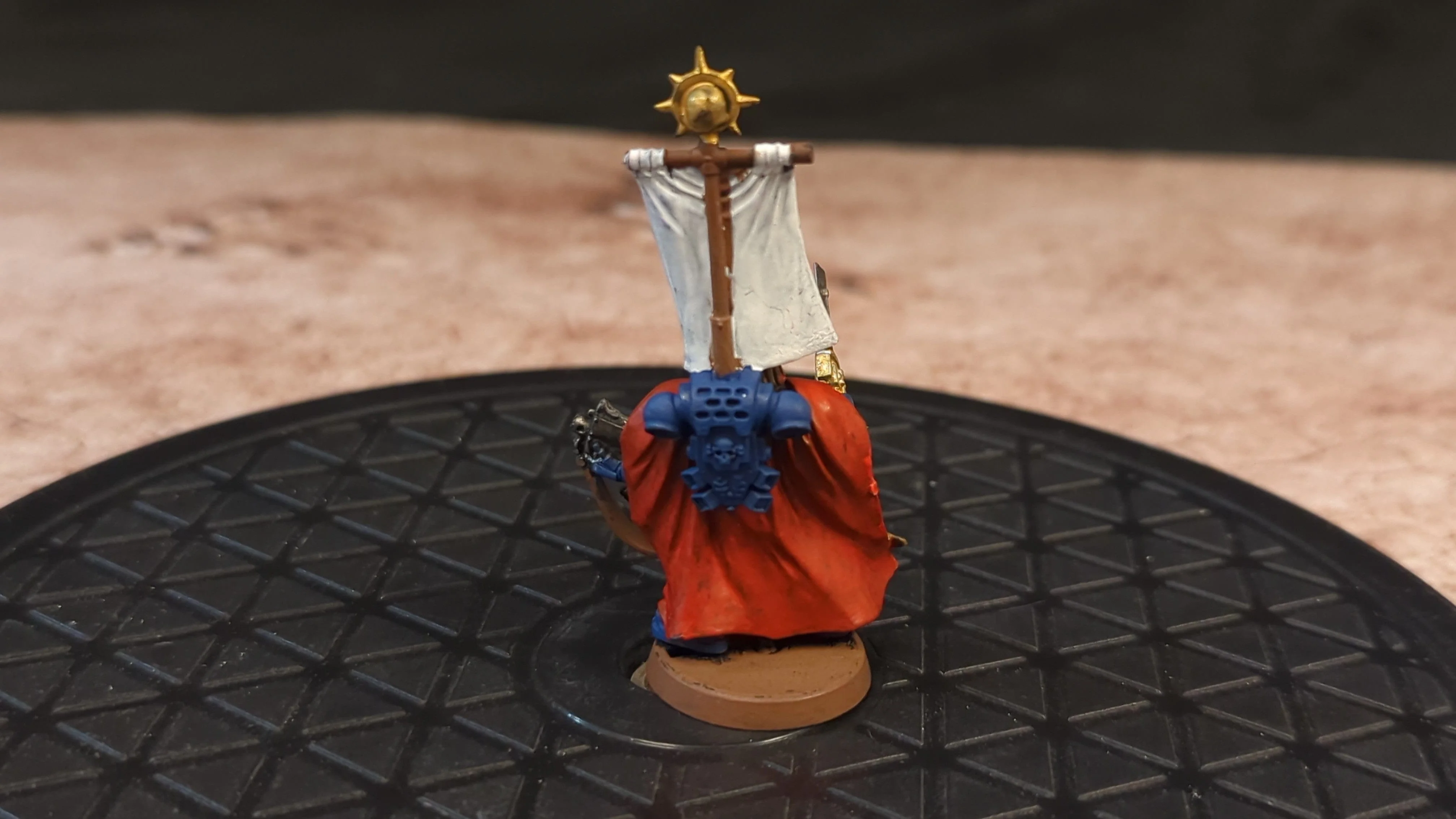 Warhammer 40k Space Marines : Captain (Blackreach) x1 OOP Painted - Image 2