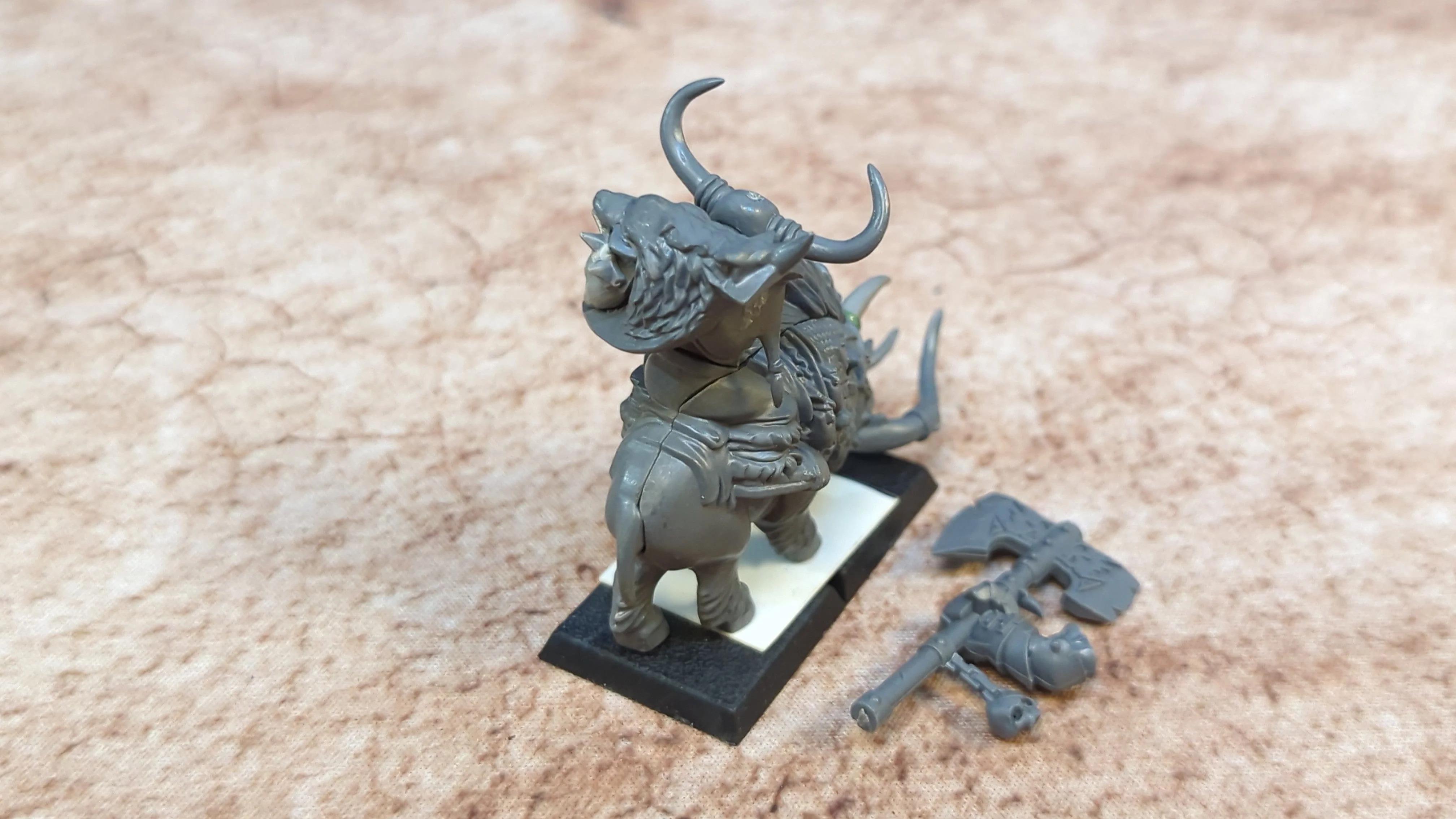 The Old World Orc Bosse on boar x1 - Image 2