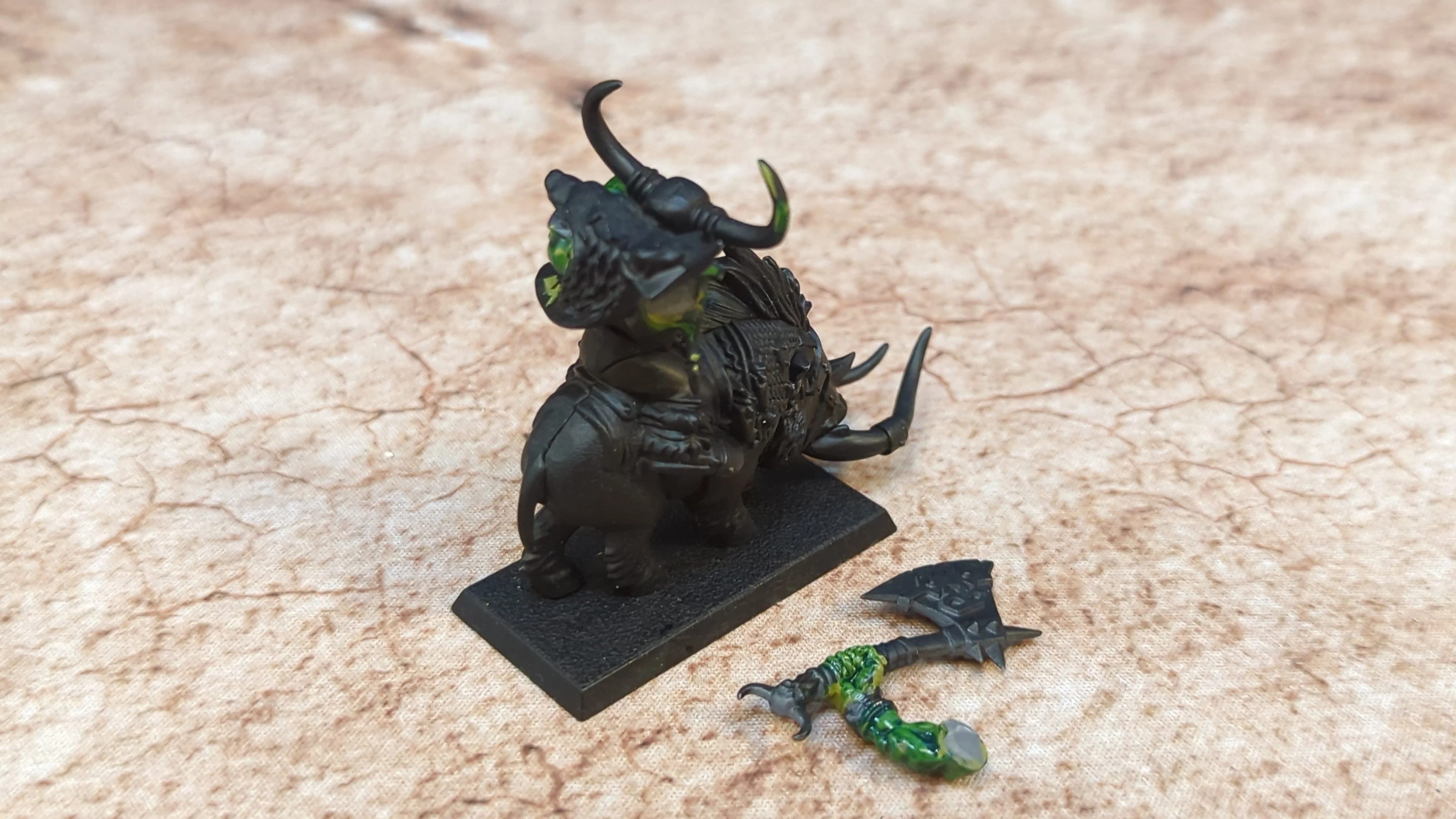 The Old World Orc Bosse on boar x1 - Image 2