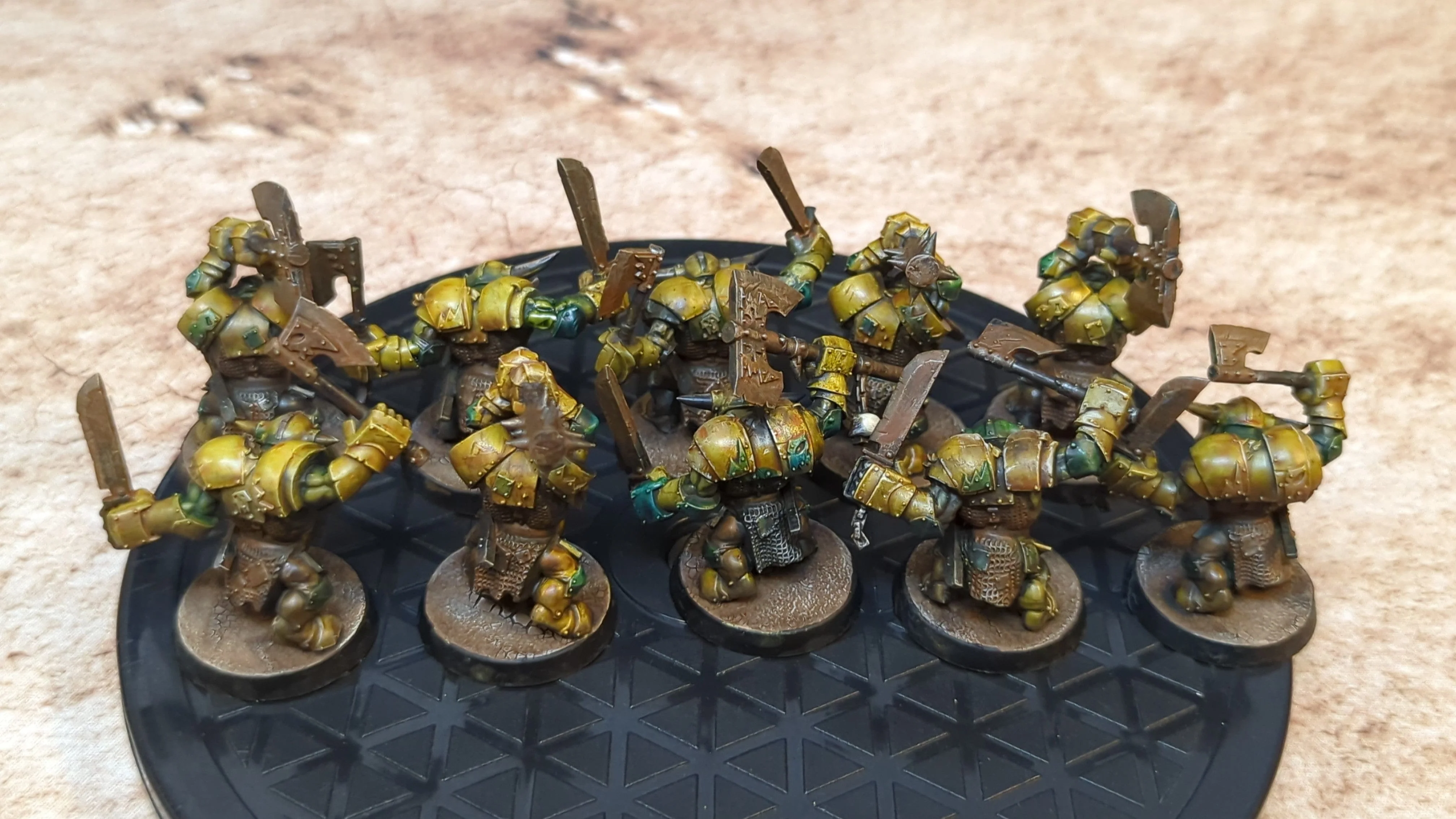 Age of Sigmar Orruk Warclans Orruk Ardboyz (OOP) x10 Painted - Image 2