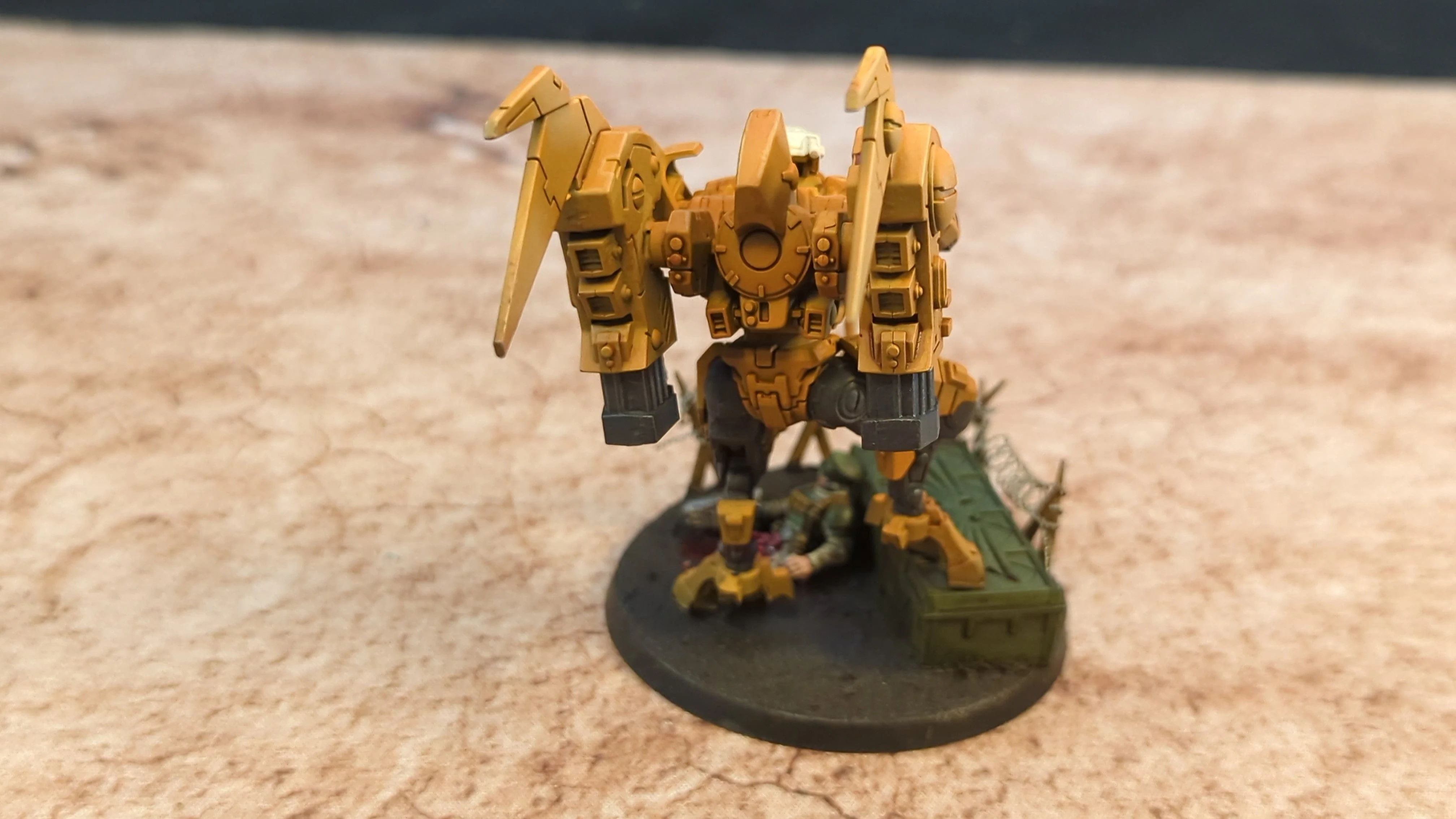 Warhammer 40k T'au Empire Commander x1 Painted - Image 2