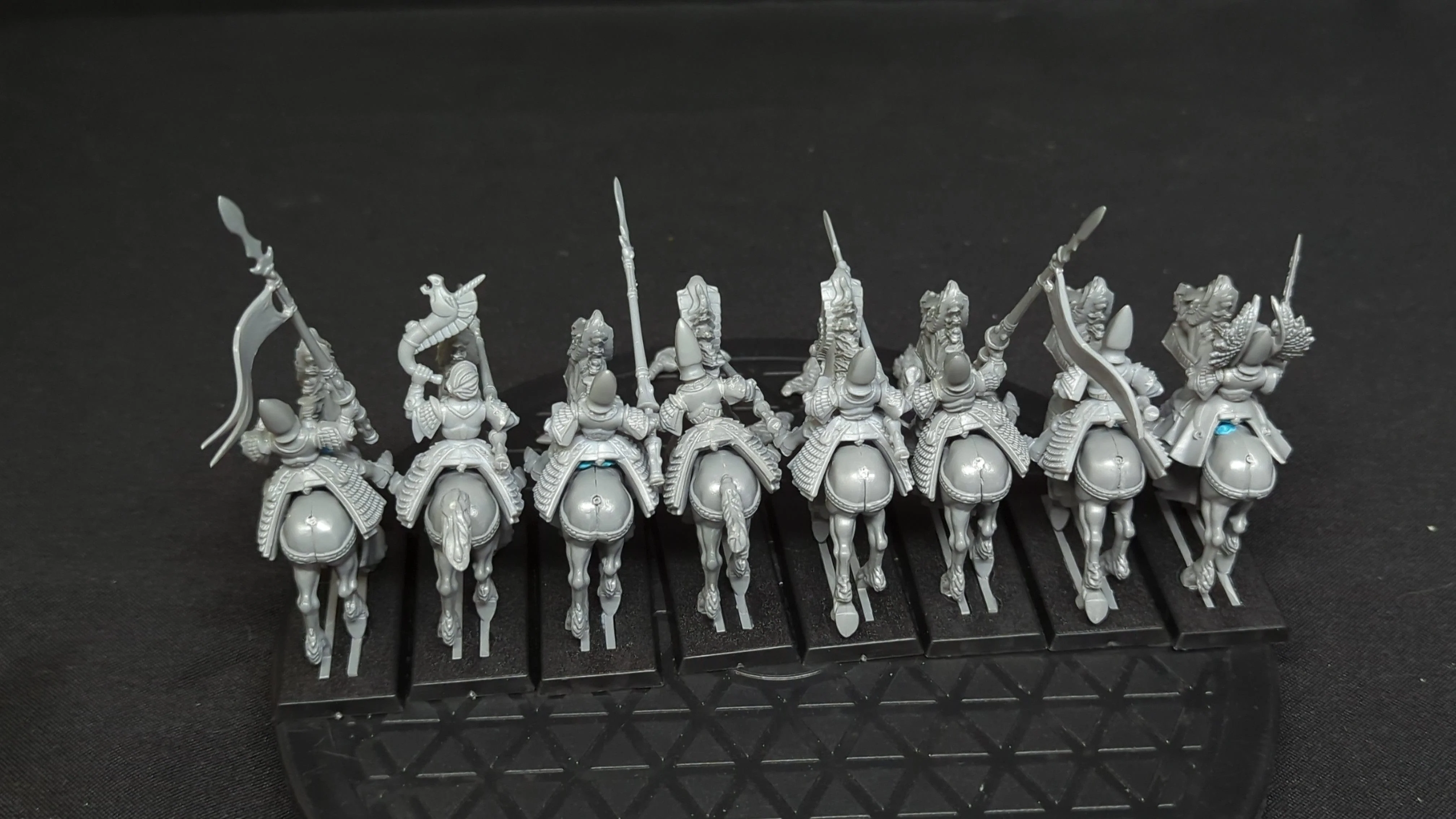 The Old World High Elf Realms Silver Helms x8 - Image 2
