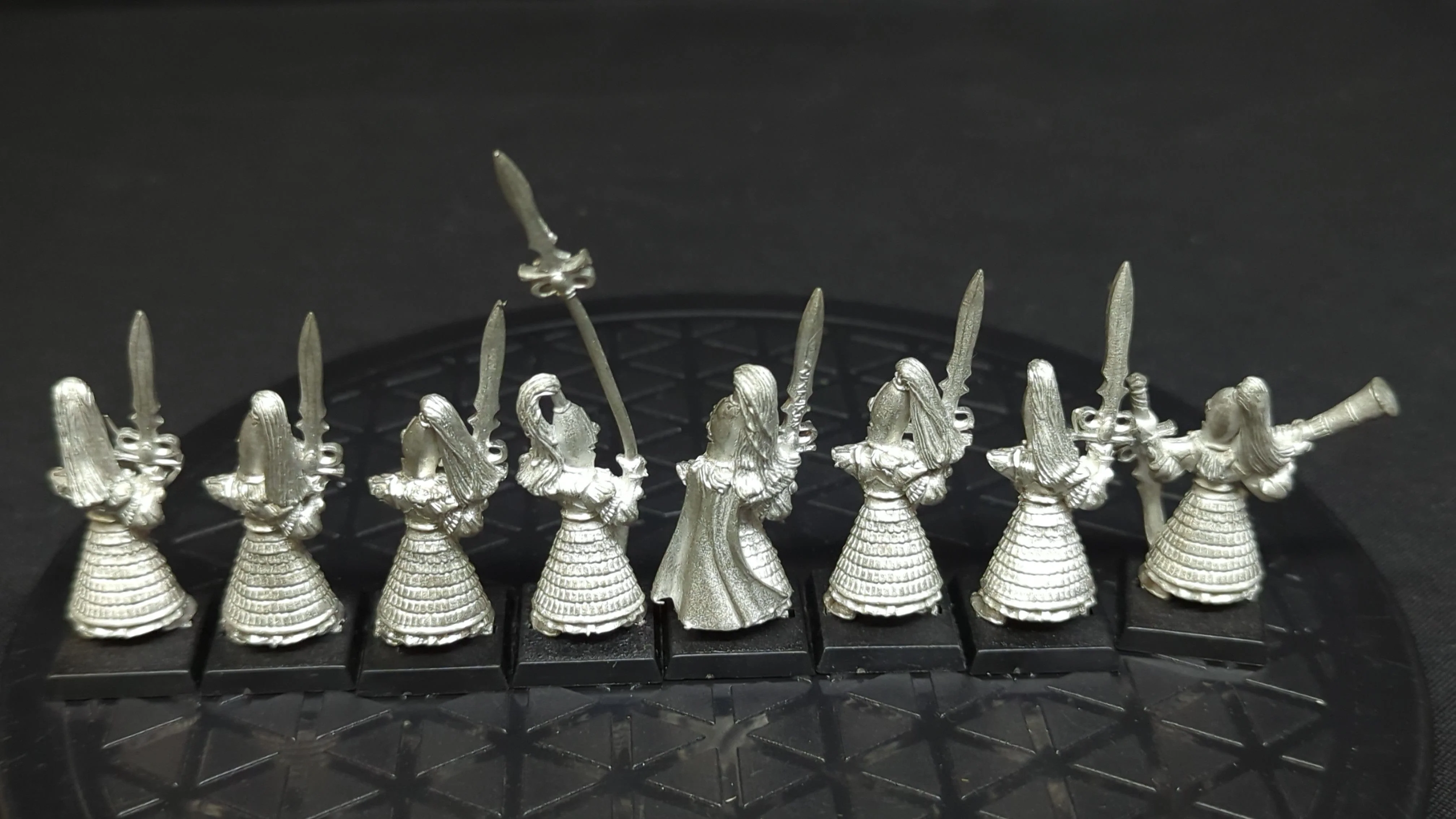 The Old World High Elf Realms Swordmasters of Hoeth (Metal) x8 - Image 2