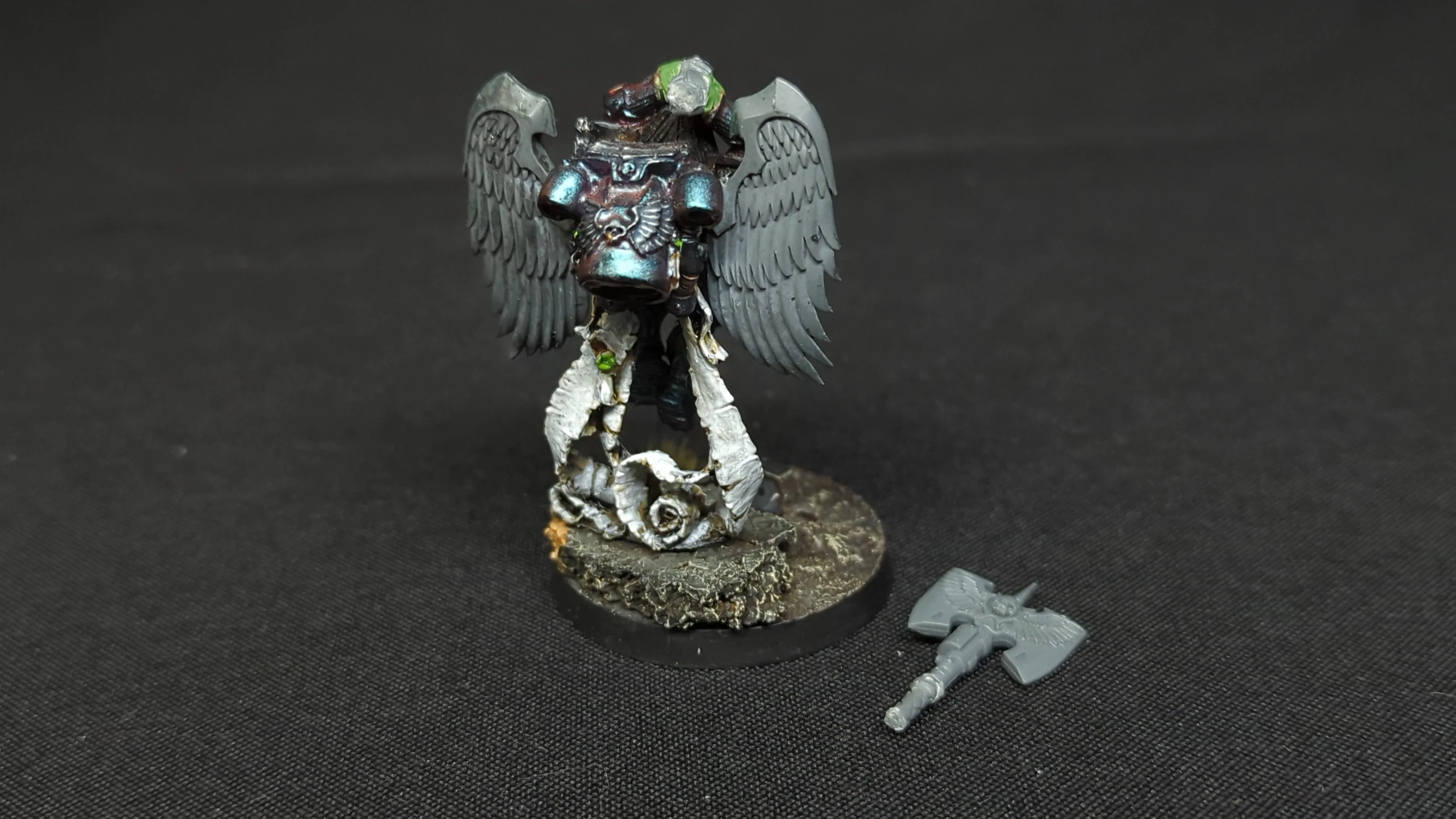 Warhammer 40k Blood Angels Astorath the Grim (OOP Metal) x1 OOP Painted - Image 2