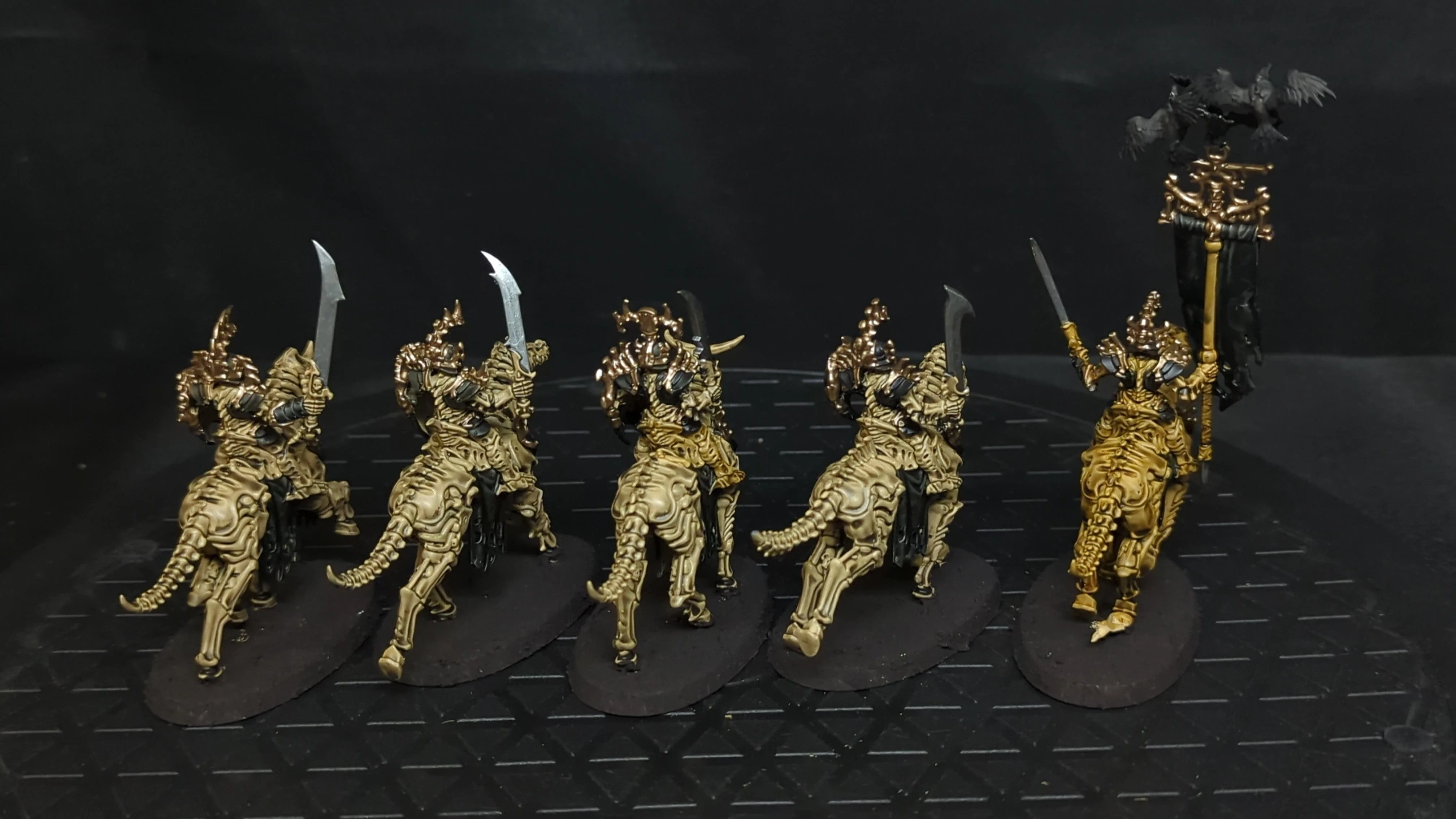 Age of Sigmar Ossiarch Bonereapers Kavalos Deathriders x5 Painted - Image 2