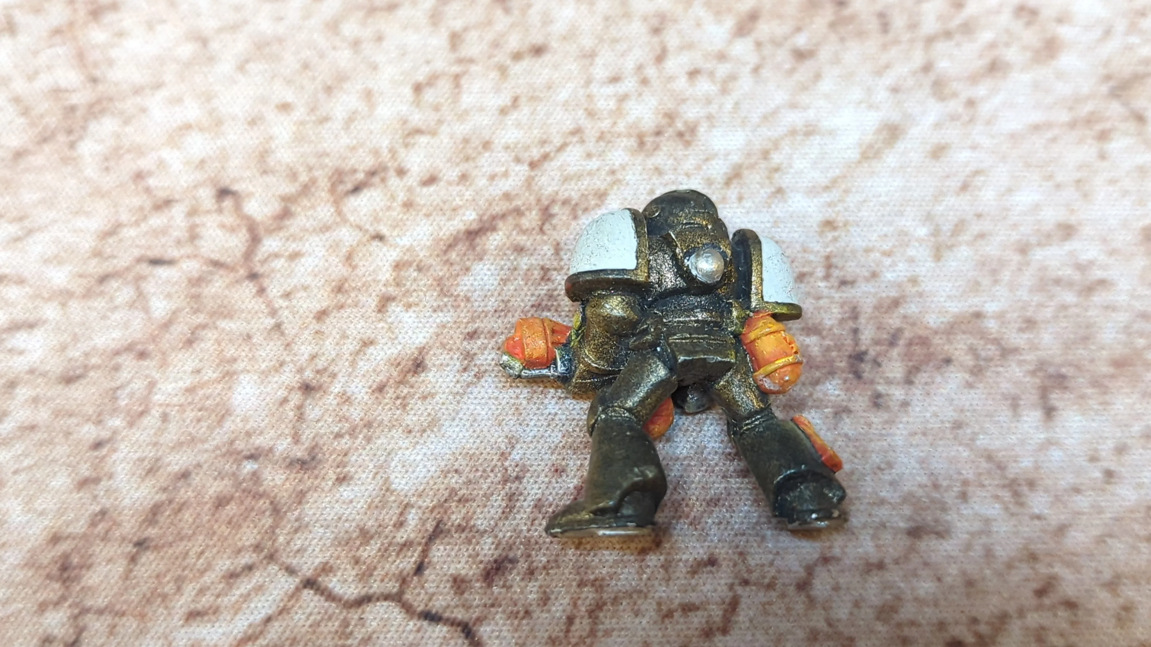 Warhammer 40k Space Marine with flamer (OOP Metal) x1 - Image 2