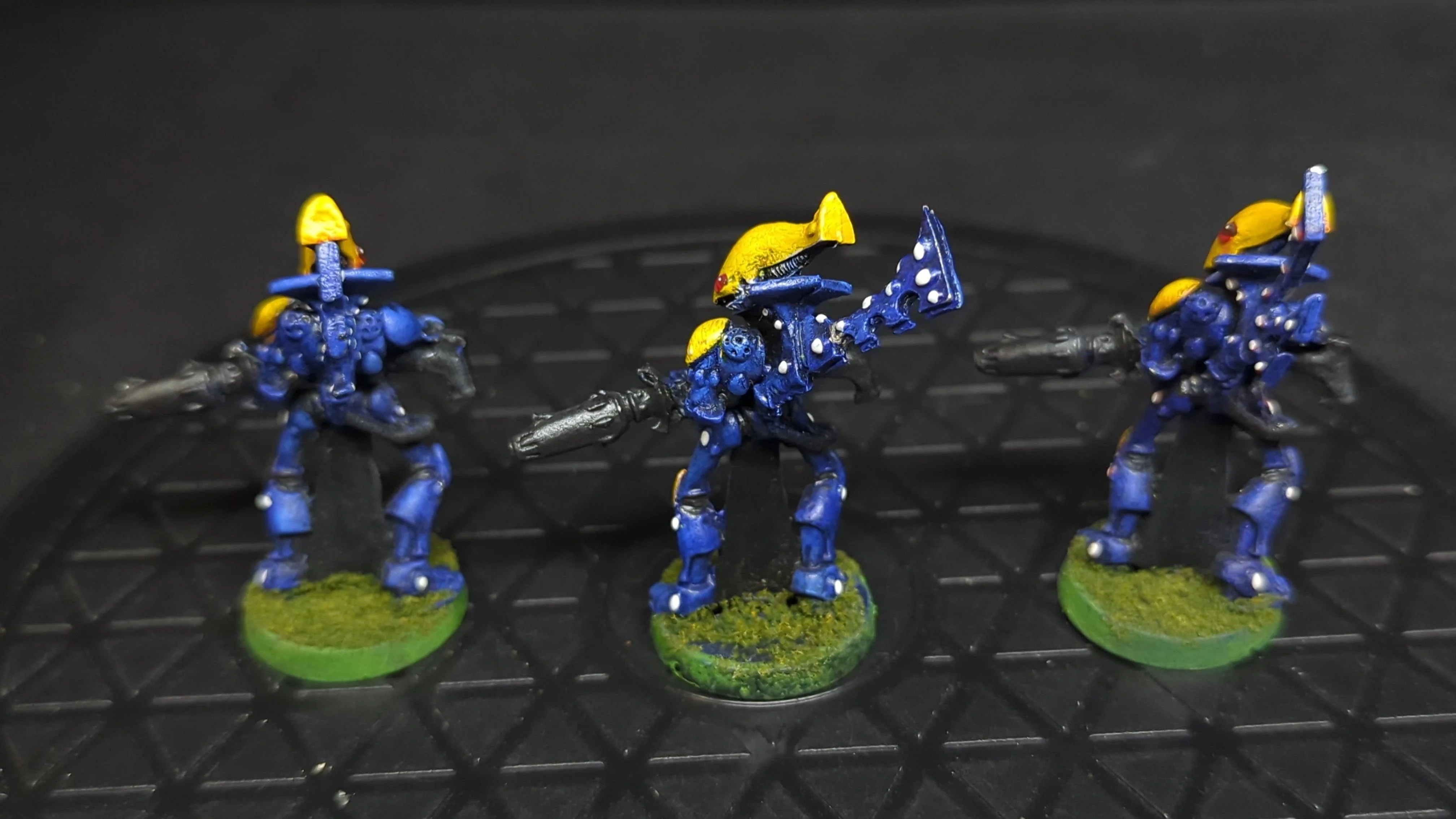Warhammer 40k Wraithguard (oop metal) x3 OOP Painted - Image 2