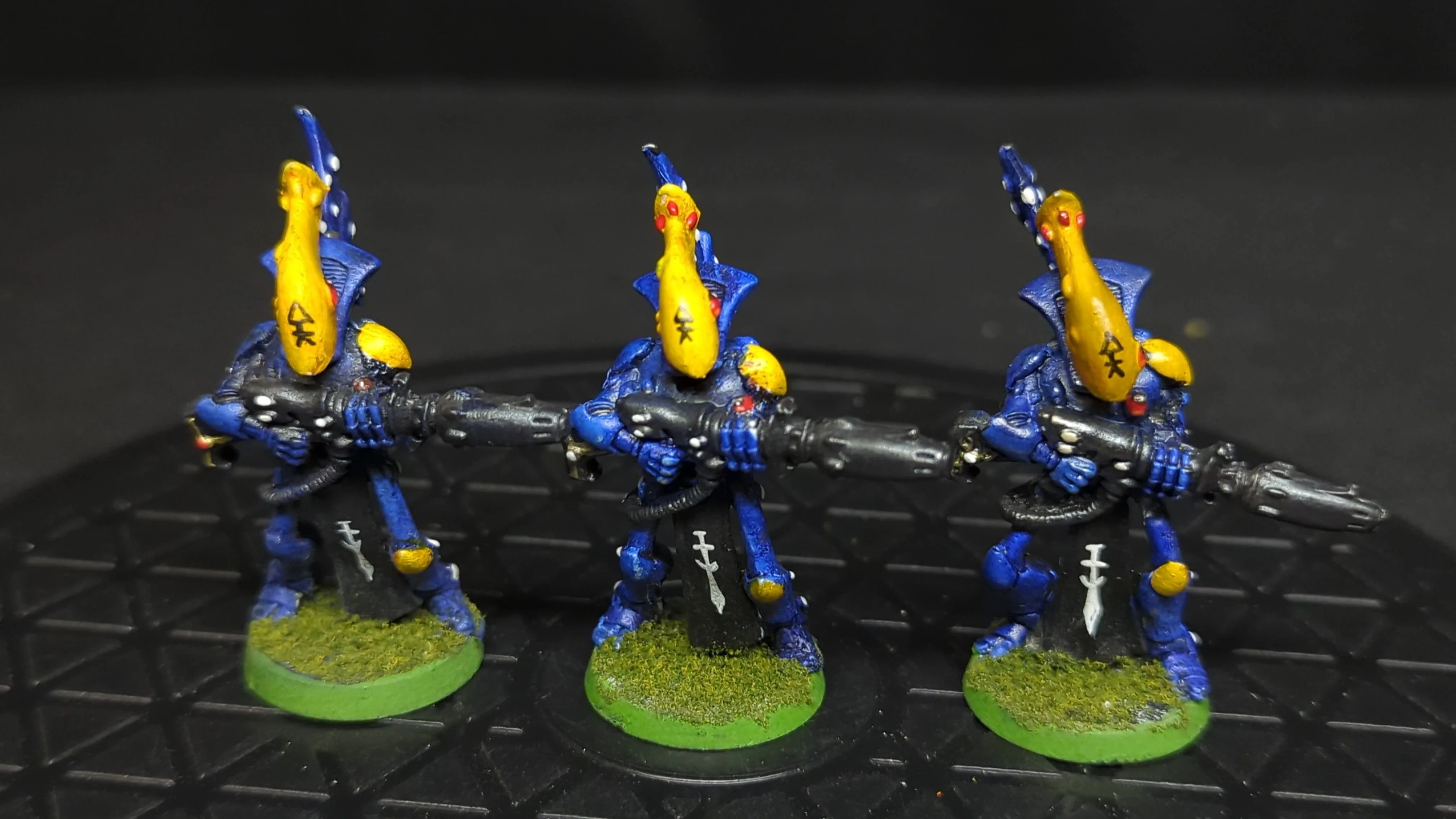 Warhammer 40k Wraithguard (oop metal) x3 OOP Painted