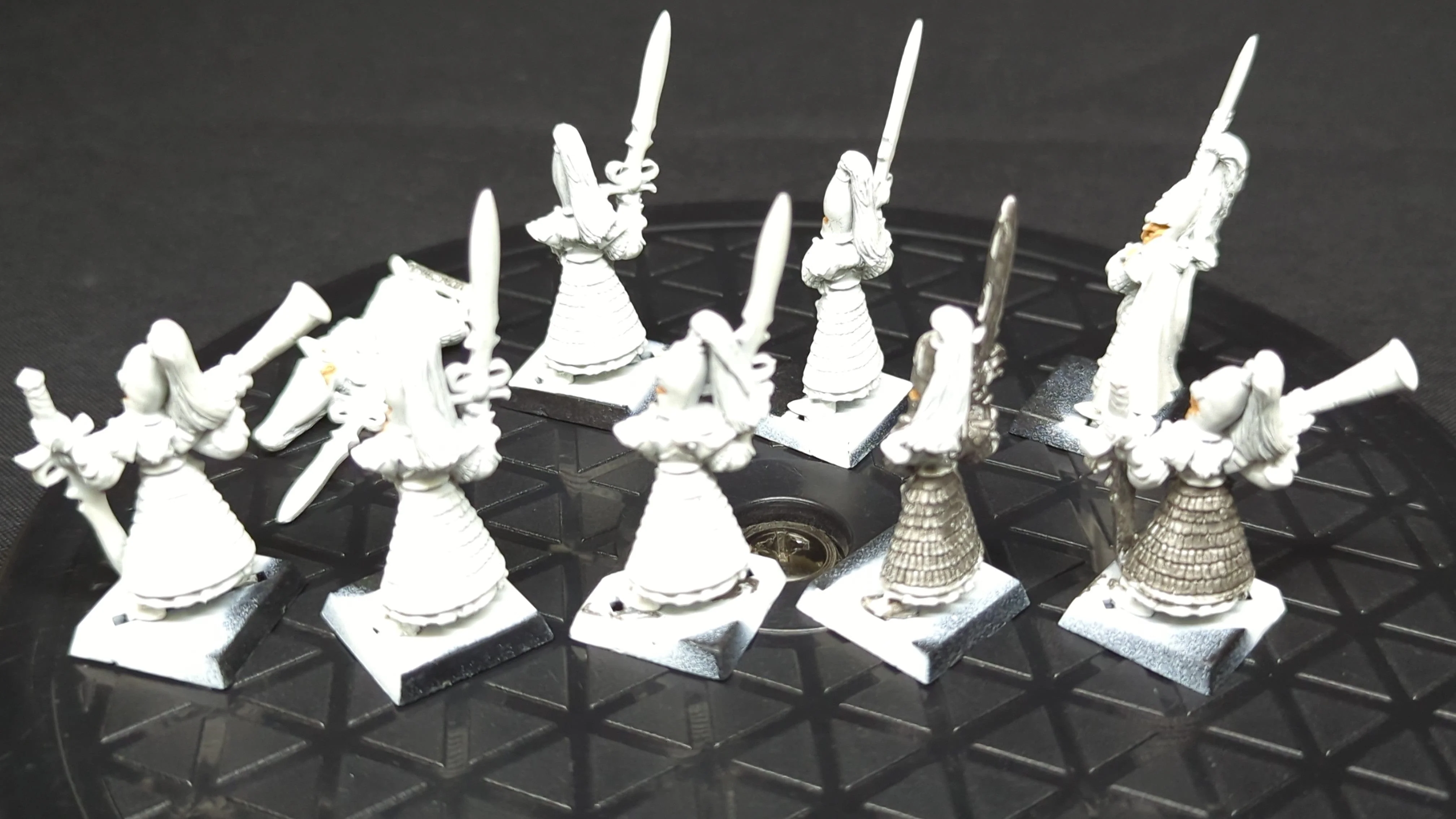 The Old World High Elf Realms Swordmasters of Hoeth (OOP Metal) x9 - Image 2