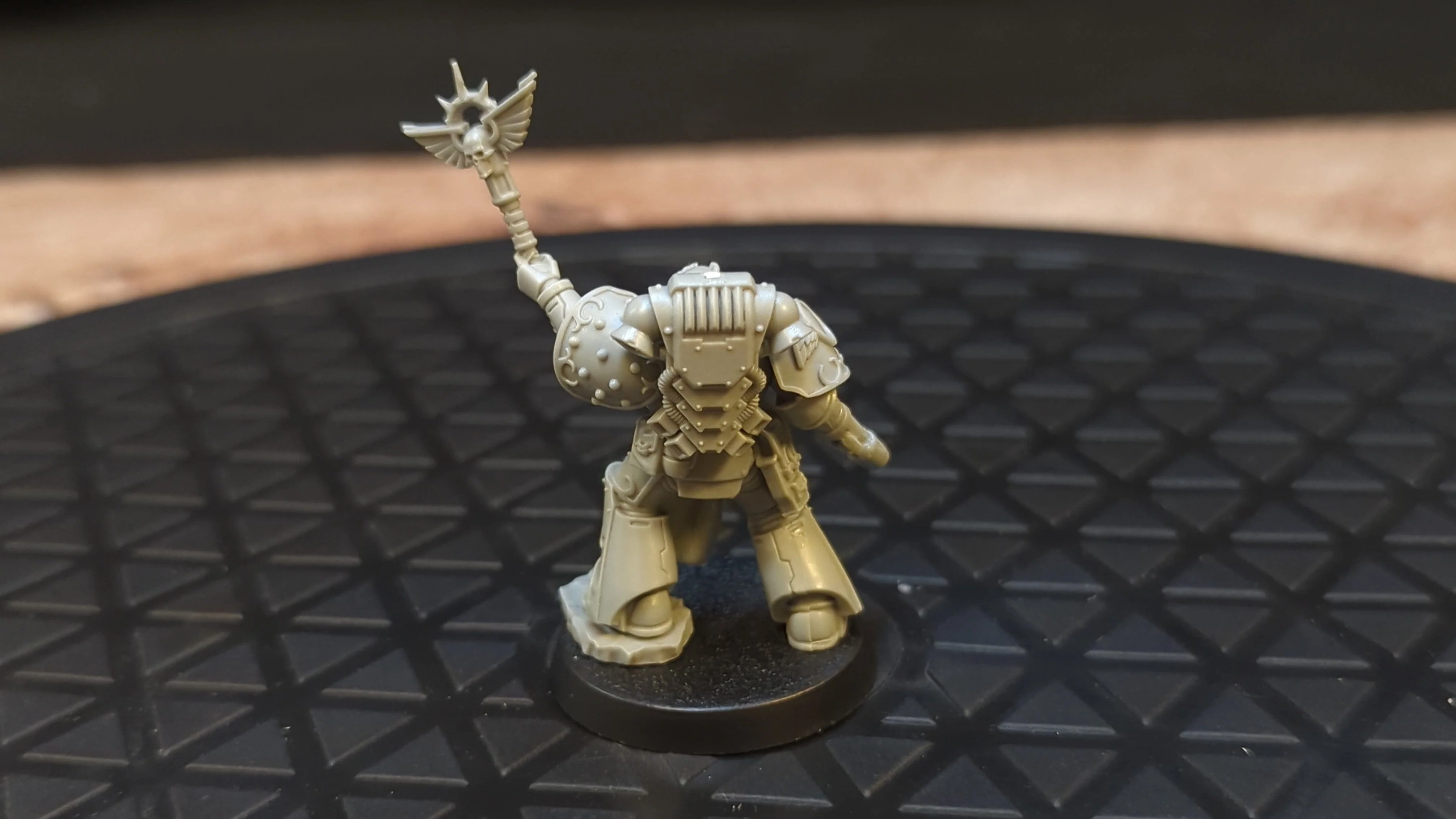 The Horus Heresy Traitor Overseer Consul x1 - Image 2