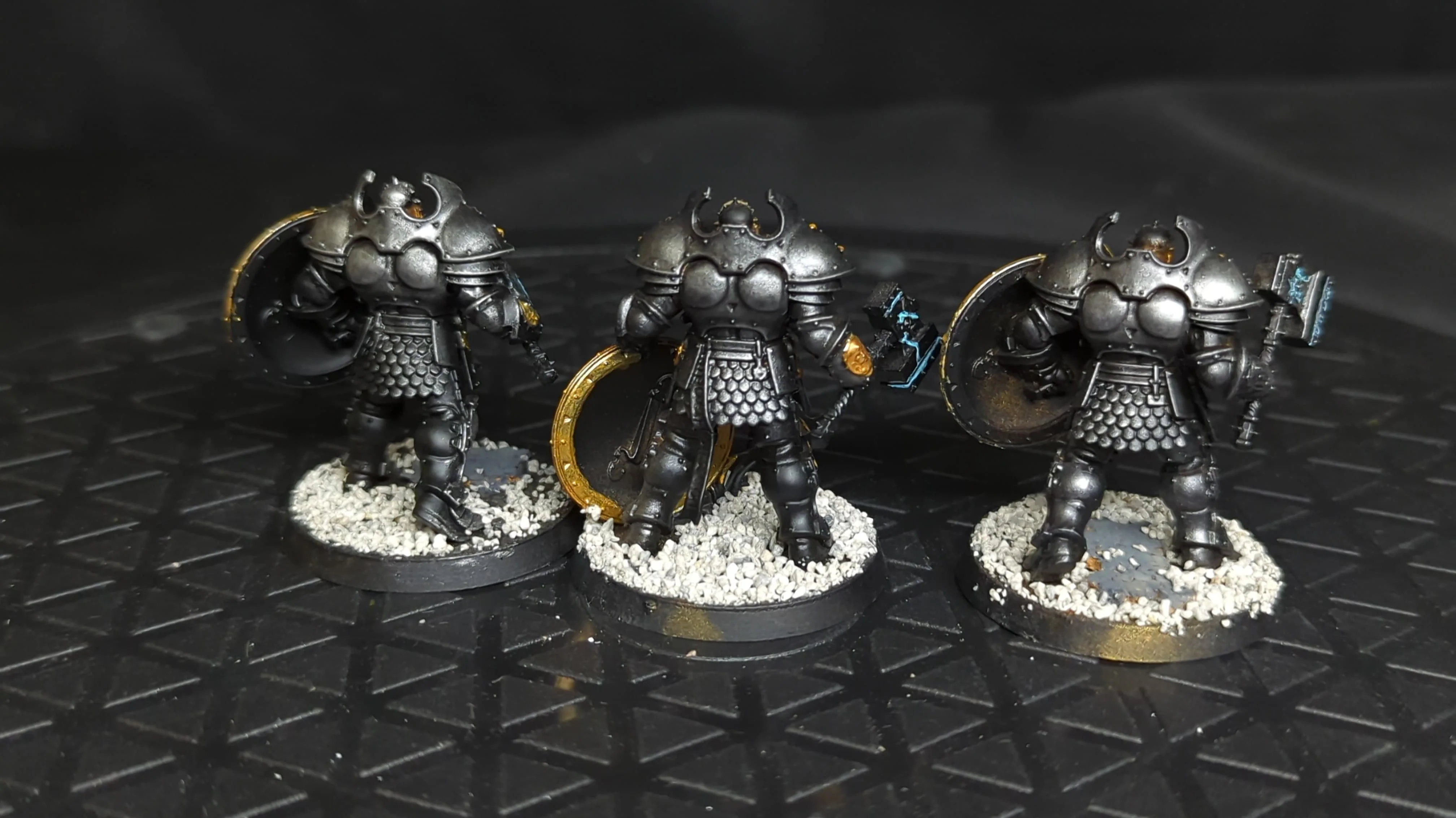 Age of Sigmar Stormcast Eternals Annihilators x3 Painted - Image 2