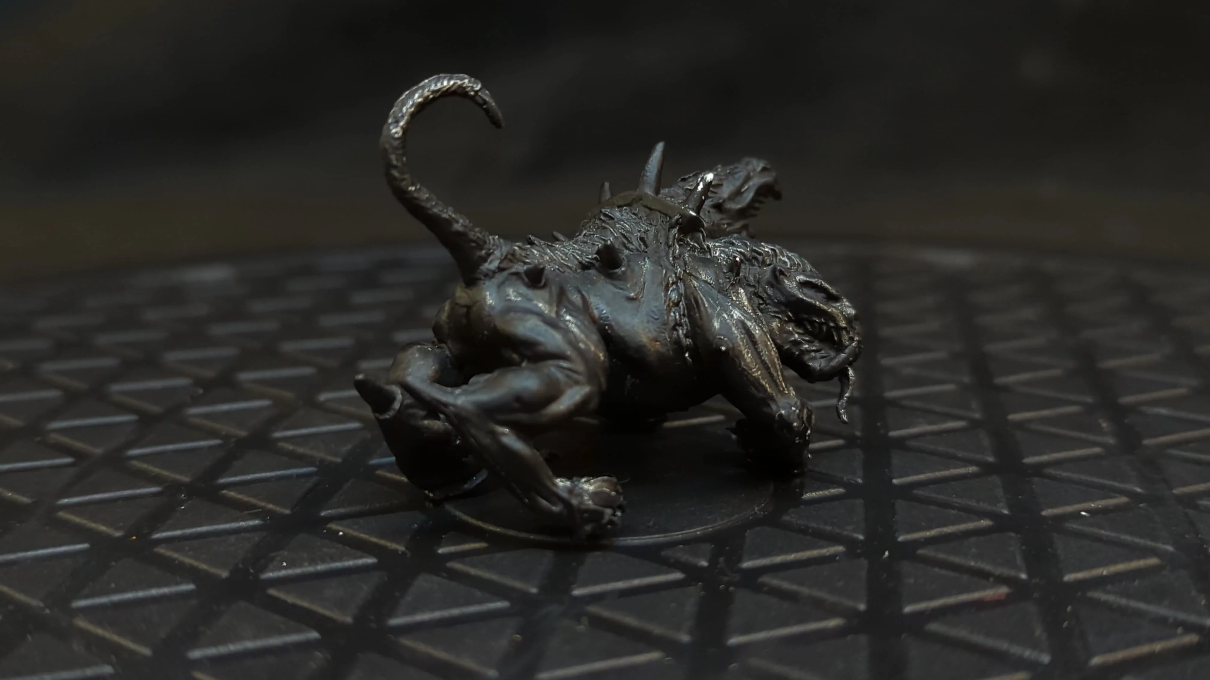 Warhammer 40k Beast of Chaos : Karanak (OOP Metal) x1 - Image 2