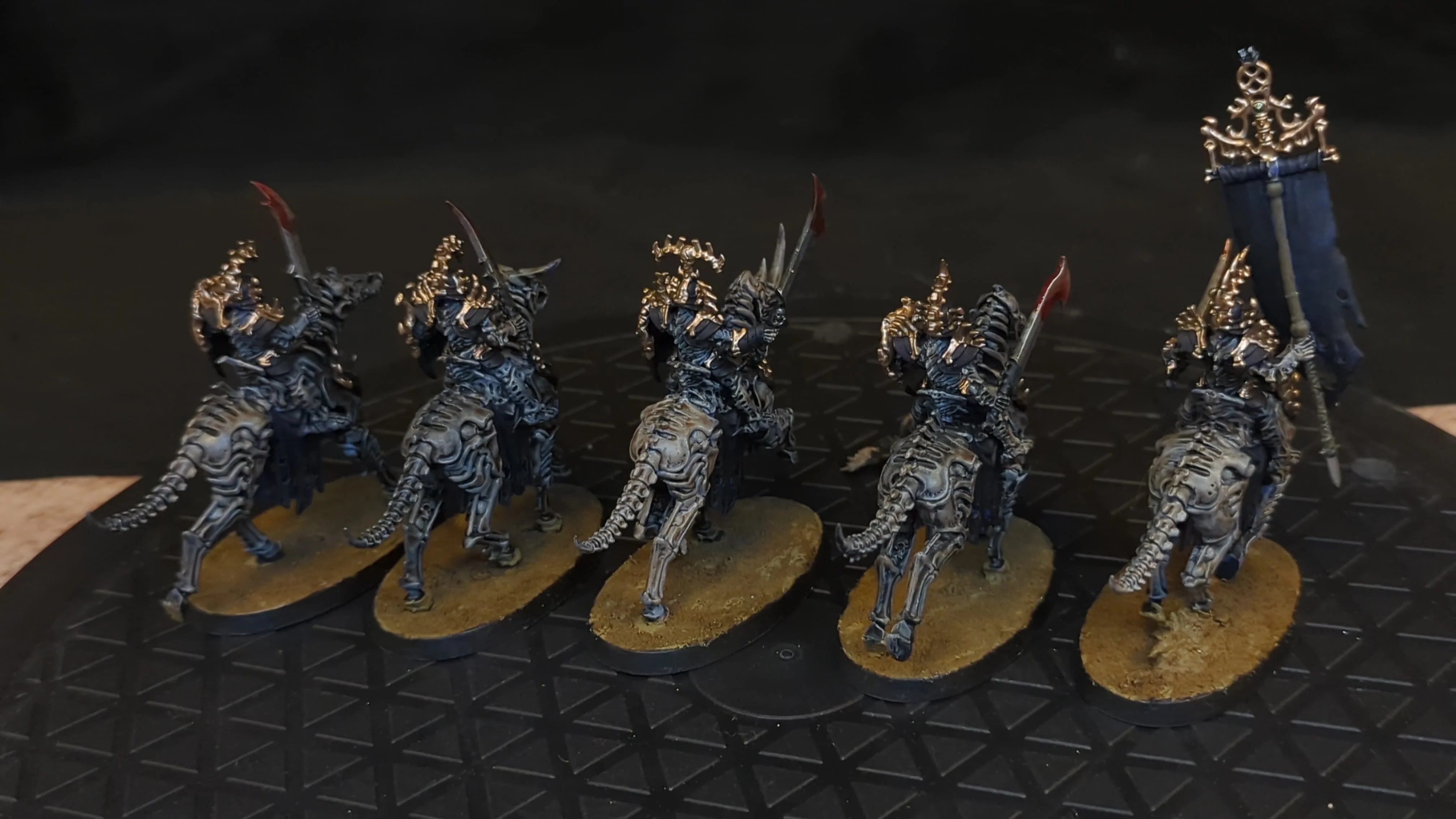 Age of Sigmar Ossiarch Bonereapers Kavalos Deathriders x5 Painted - Image 2