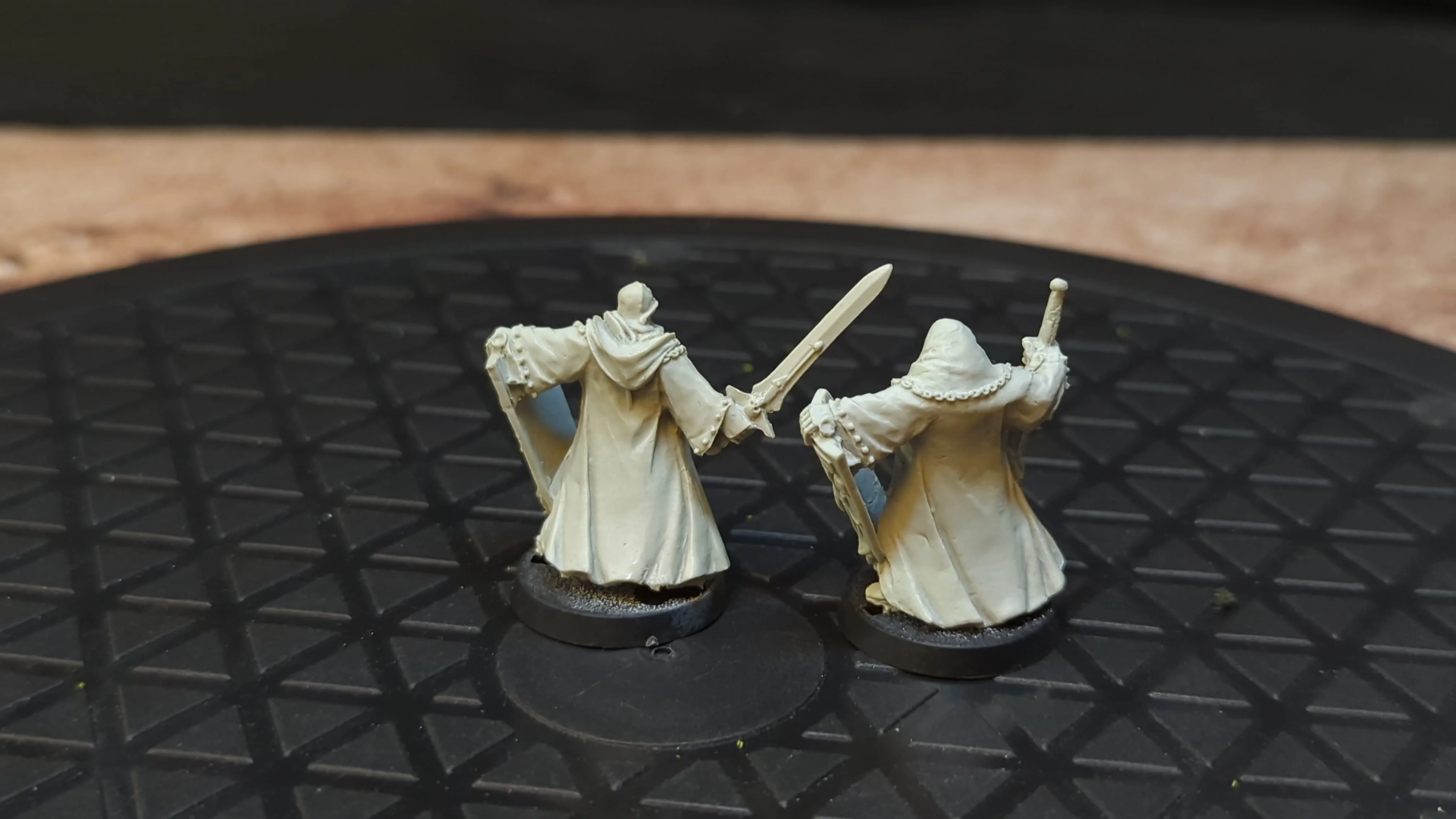 Warhammer 40k Adepta Sororitas Crusader (OOP Resin) x2 - Image 2
