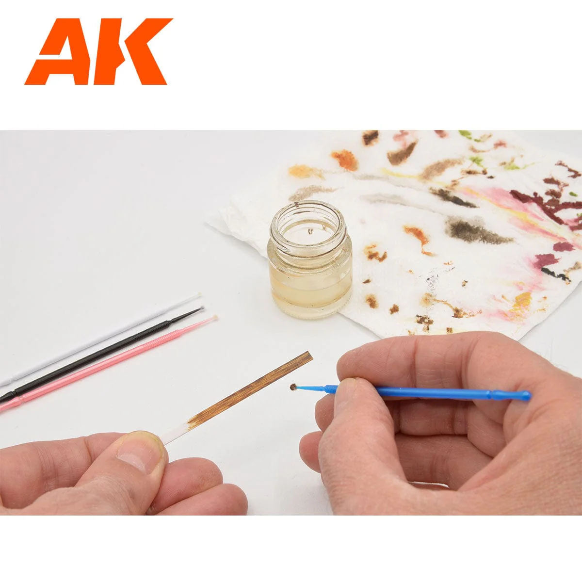 AK Interactive Multipurpose sticks for Weathering and Airbrush Cleaning (8units) - Image 3