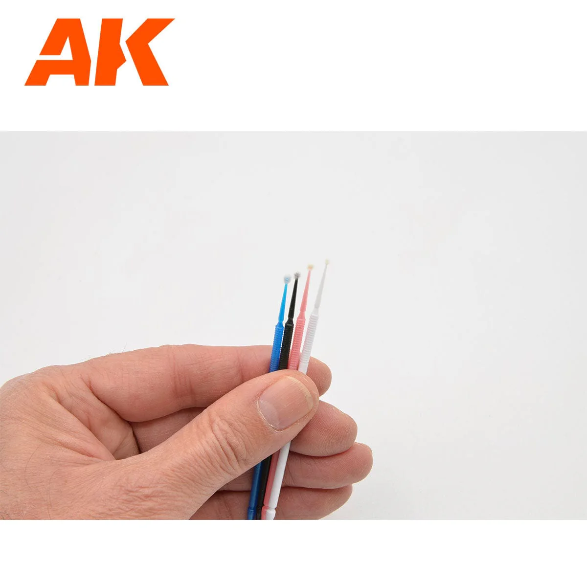 AK Interactive Multipurpose sticks for Weathering and Airbrush Cleaning (8units) - Image 5