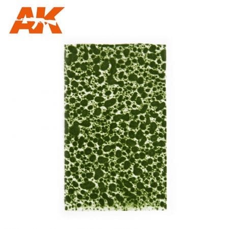 AK Interactive Realistic Dark Green Moss - Image 2