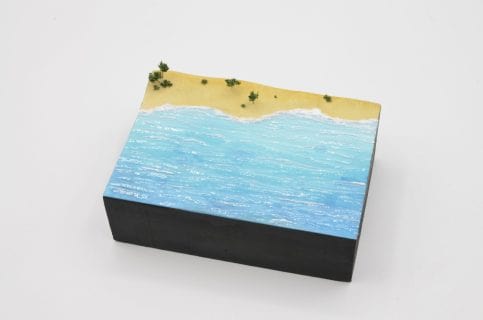 AK Interactive Textured Acrylic Sheet for Dioramas - Transparent Running Water - Image 3
