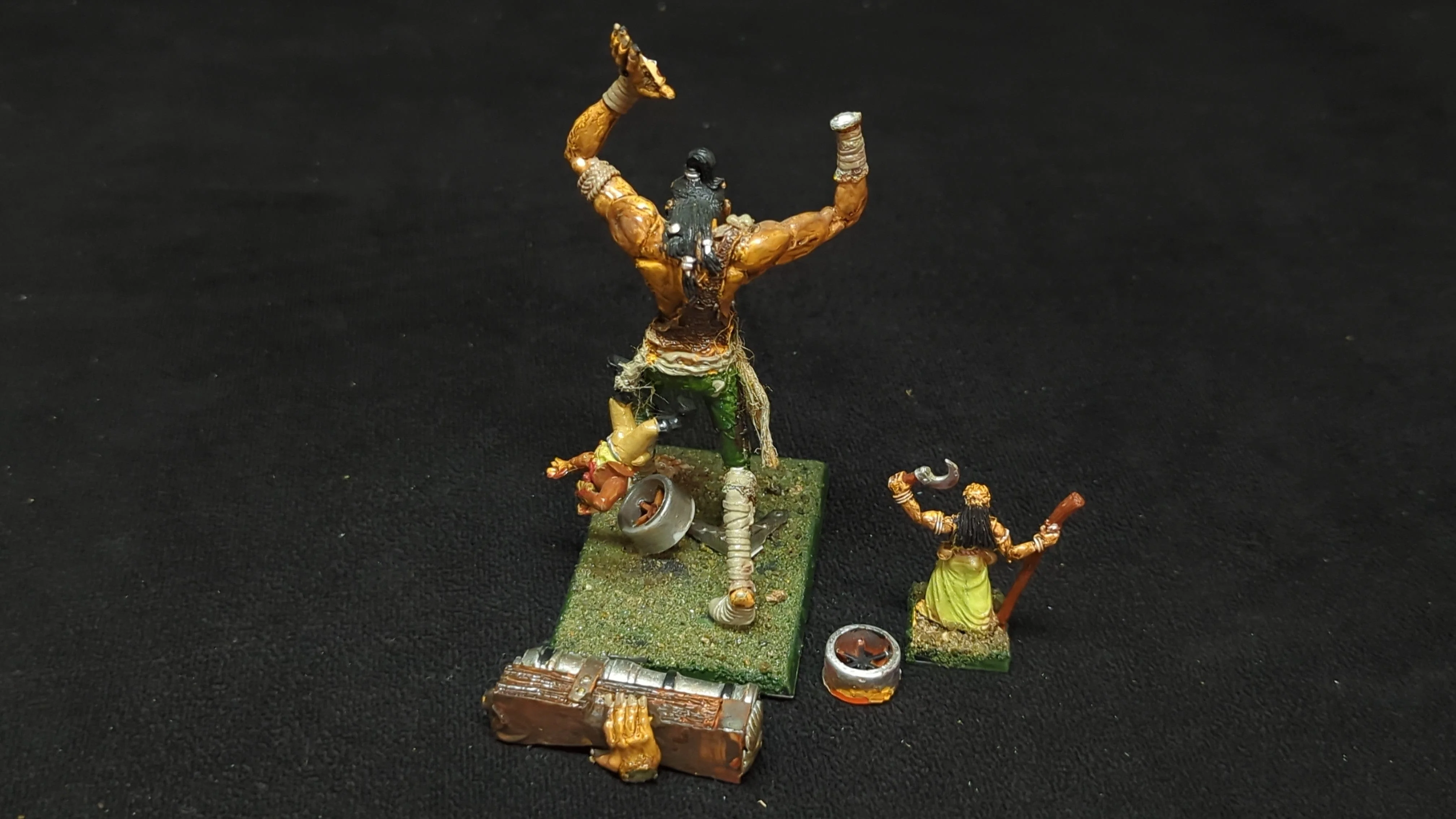 Warhammer Dogs of War Giants of Albion x1 OOP Painted - Image 2