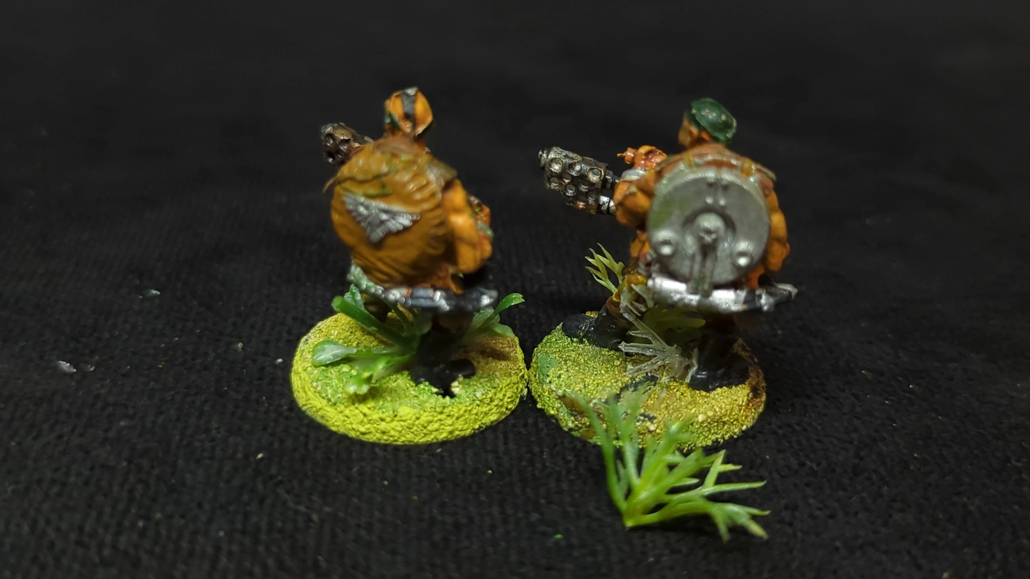Warhammer 40k Astra Mlitarum Catachan Jungle Fighters Heavy Flamers Unit x2 OOP Painted - Image 2