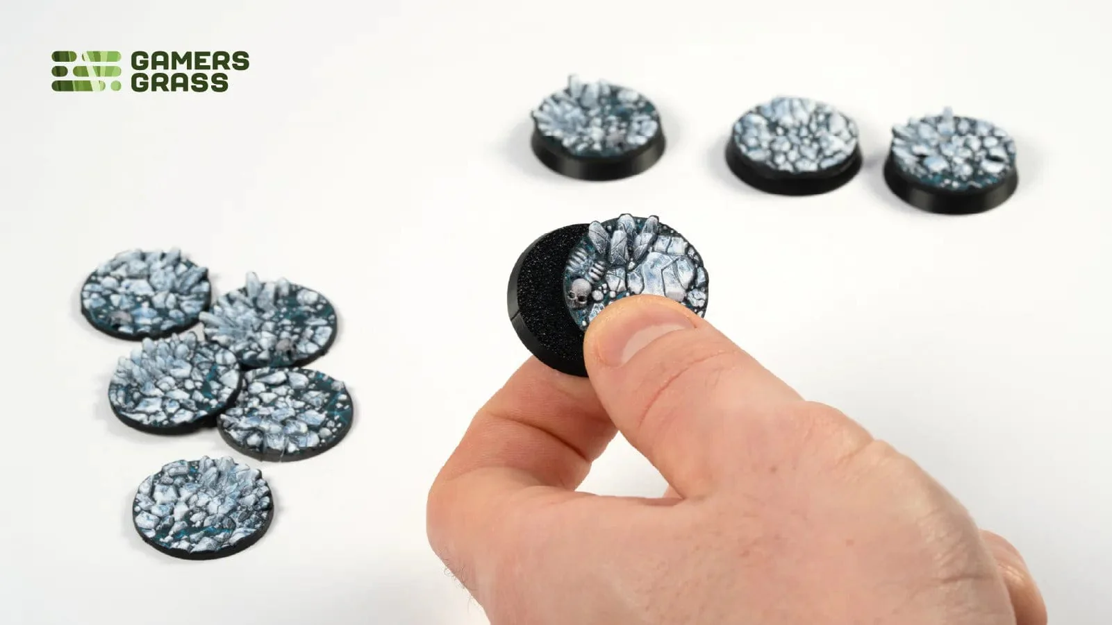Gamer's Grass Battle Ready Toppers- Frost Lake - Round 28mm - Image 3