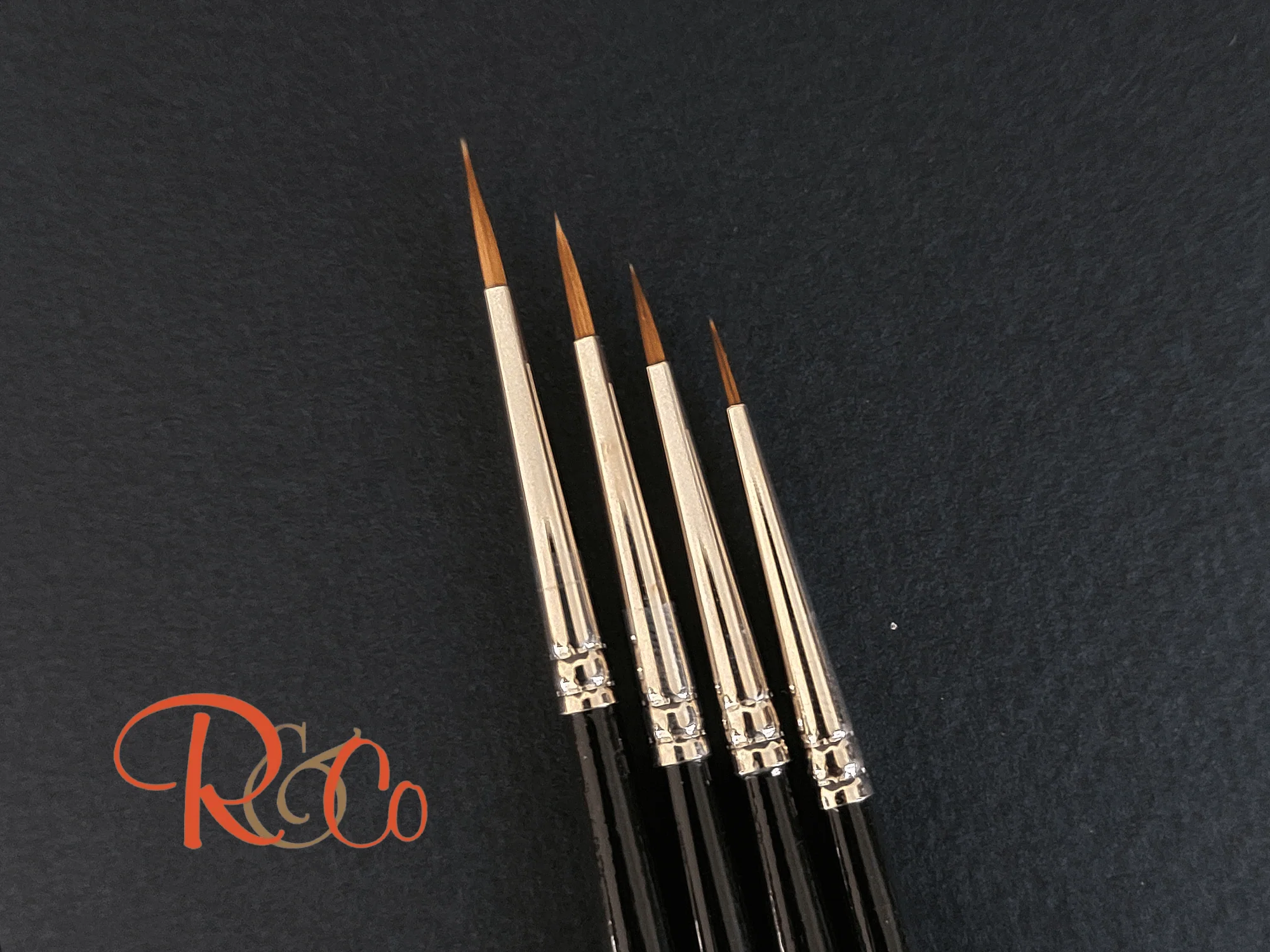Rosemary & Co Series 33 - Kolinsky Sable - Detail Brush Kit (Size 10/0, 3/0, 2/0 & 0) - Image 2