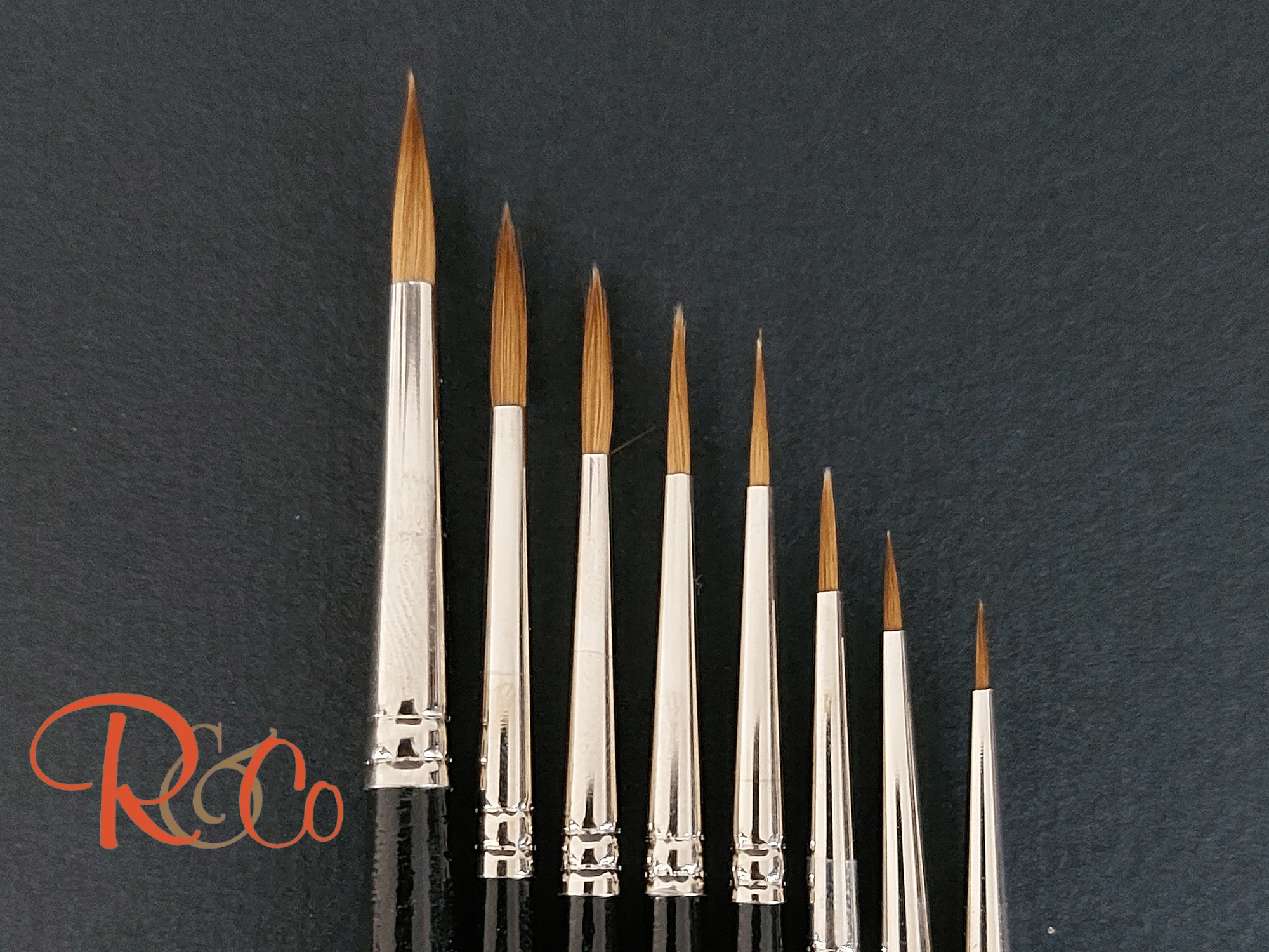 Rosemary & Co Series 33 - Kolinsky Sable - Master's Brush Kit (Size 10/0, 3/0, 2/0, 0, 1, 2, 3 & 4) - Image 2